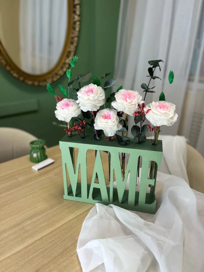 Композиция из стабилизированных цветов , розы,букет,подарок для мамы - миниатюра 6