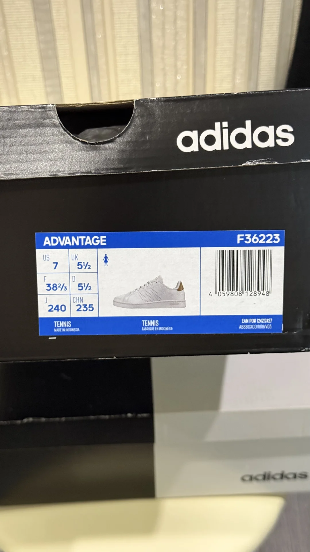 Кроссовки adidas женские - миниатюра 2