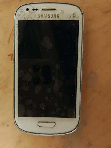Самсунг GT-l8190