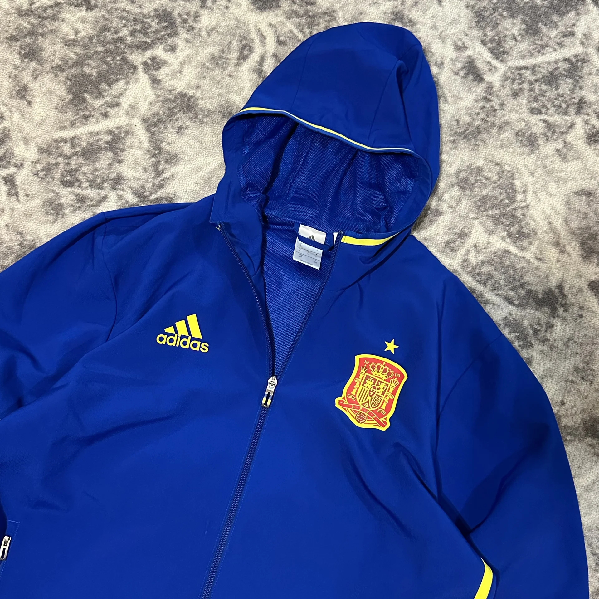 Ветровка Adidas Spain оригинал - изображение 1