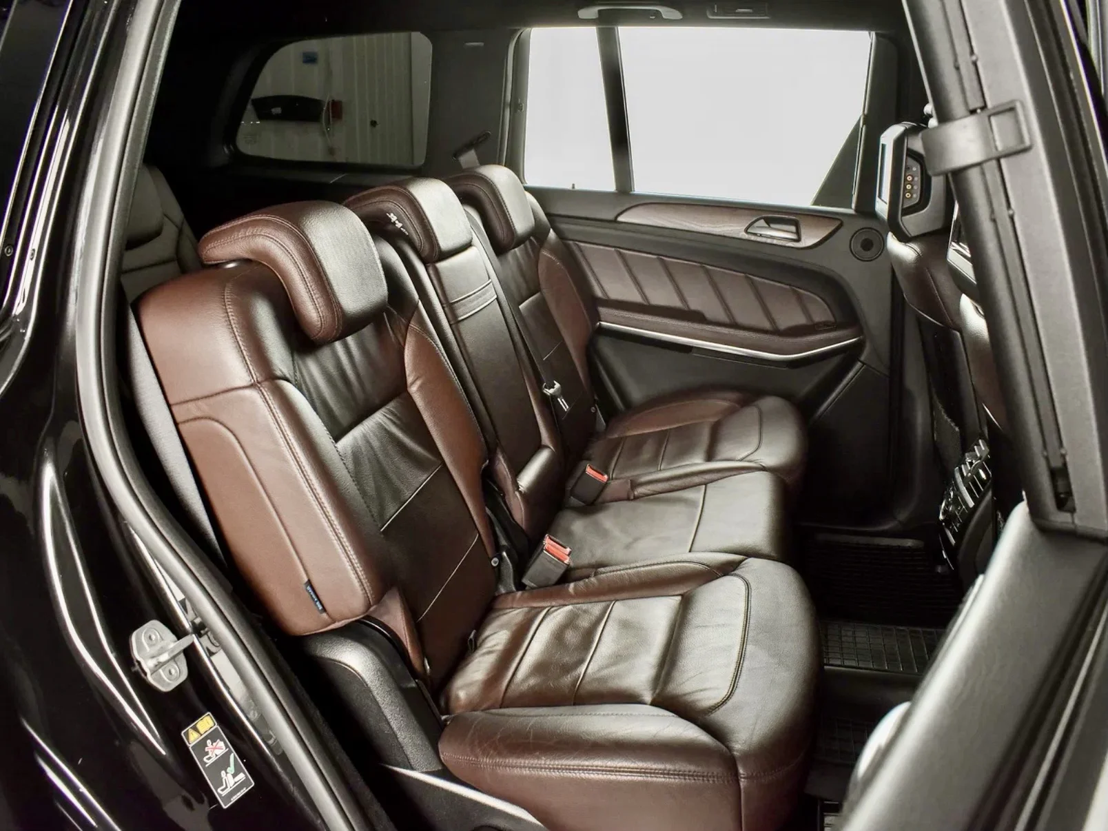 Mercedes Benz 2014 г. - миниатюра 18