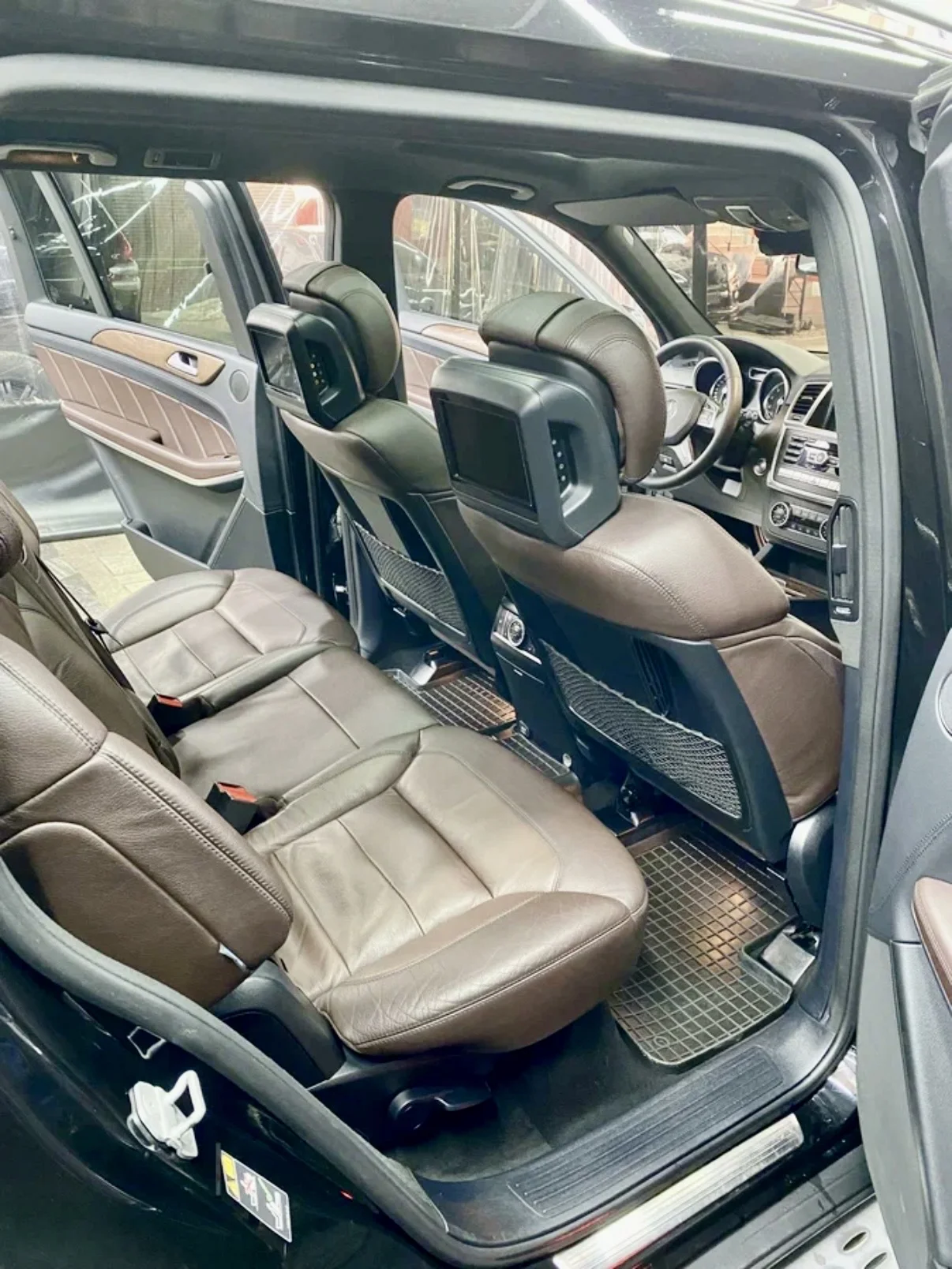 Mercedes Benz 2014 г. - миниатюра 19