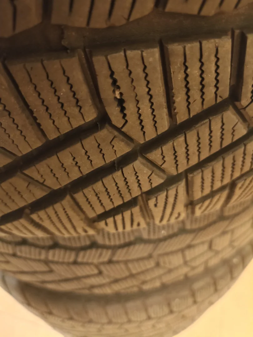 Gislaved Soft Frost 200 SUV 235/60 R18 107T - миниатюра 4