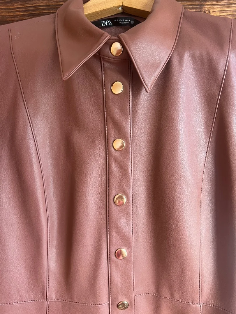 Платье Zara из экокожи - изображение 1
