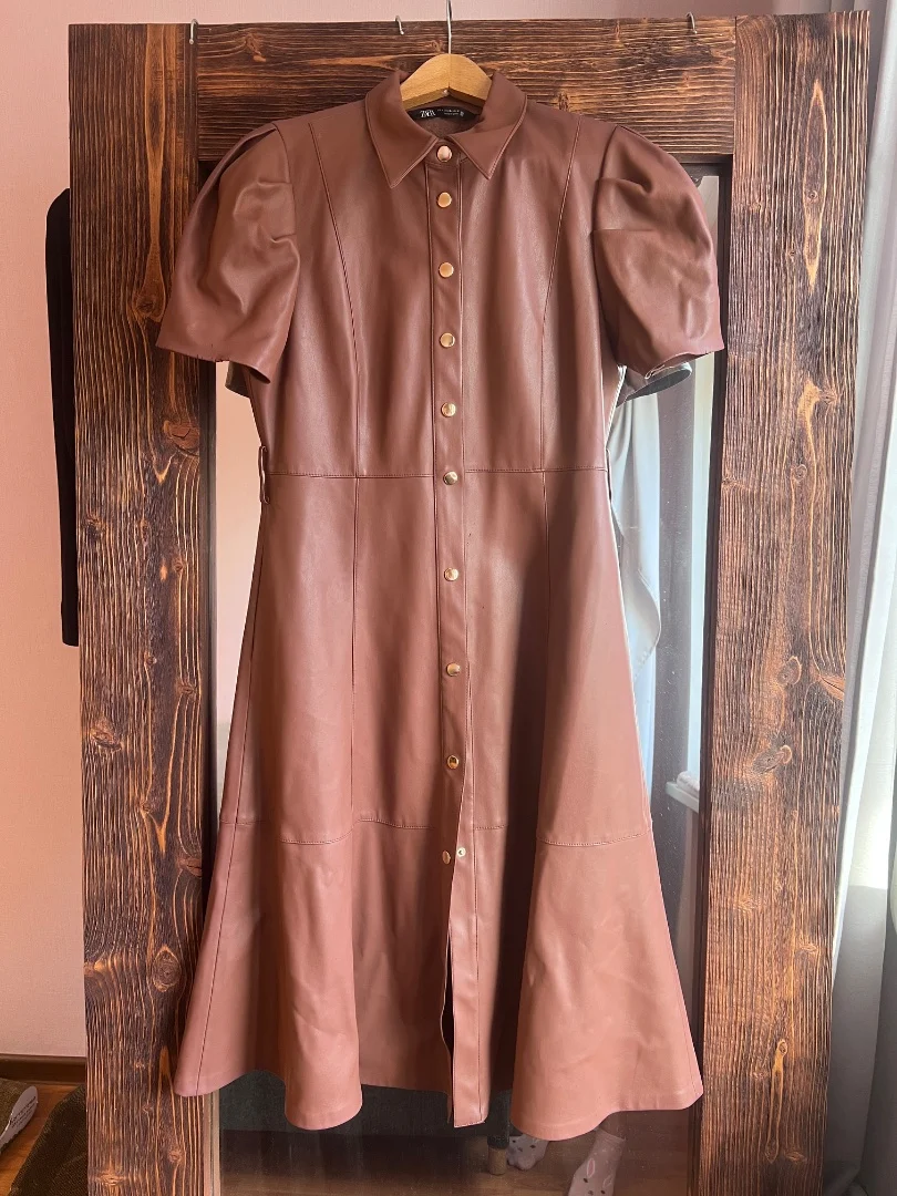 Платье Zara из экокожи - миниатюра 2