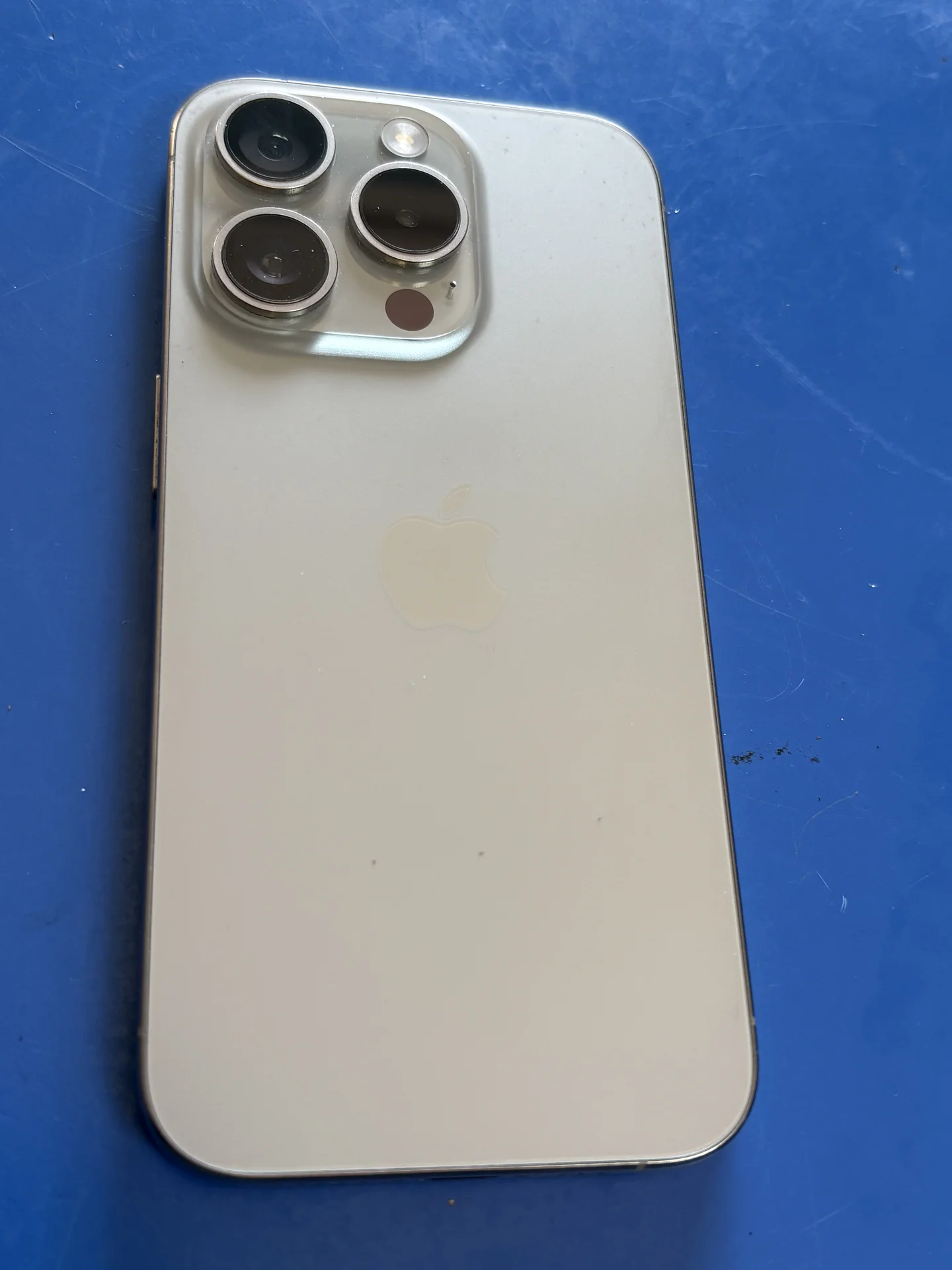 Iphone 15 pro 256gb - миниатюра 2