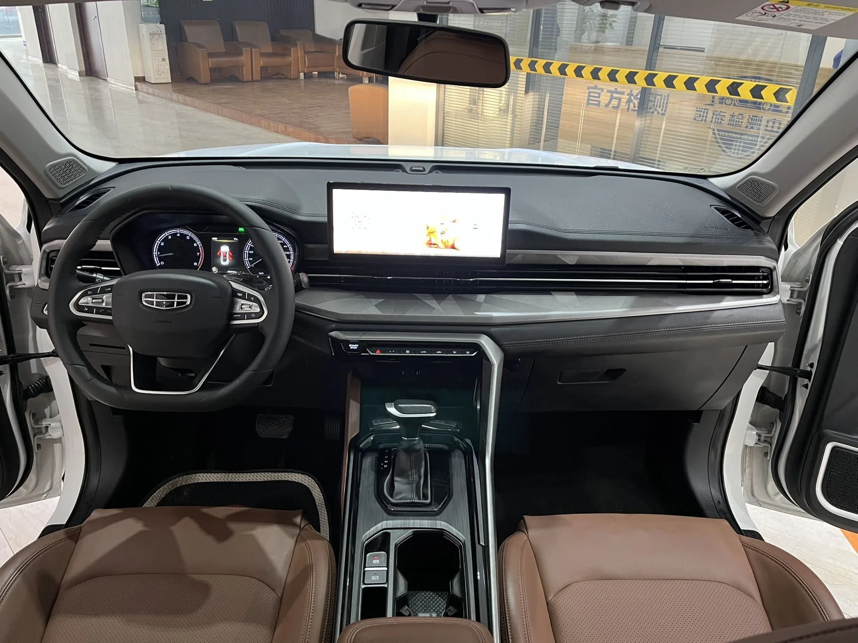 Geely Vision X6 PRO | 1.4T | Автомат | Premium - миниатюра 11