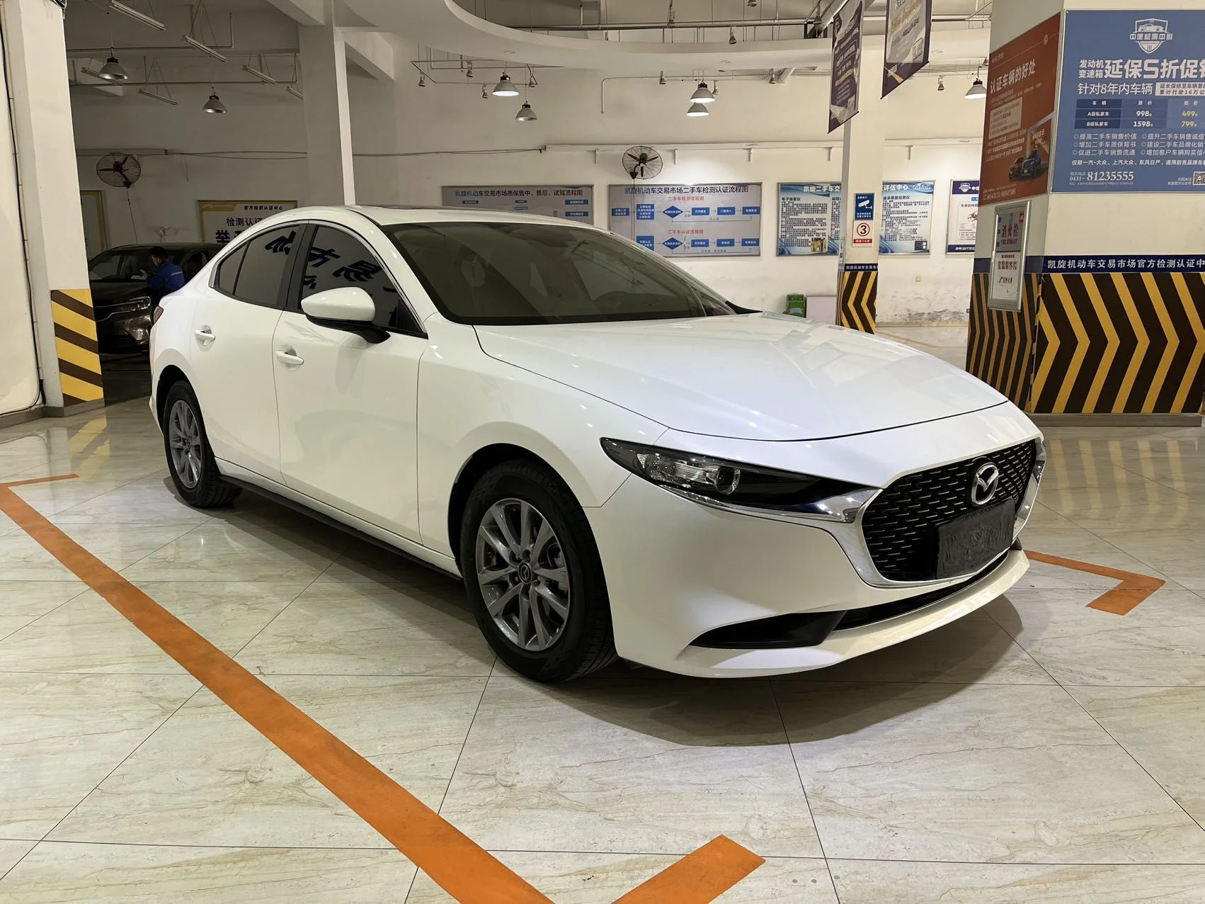 Mazda 3 Axela | 1.5L | 2021 | Автомат | Premium - миниатюра 3