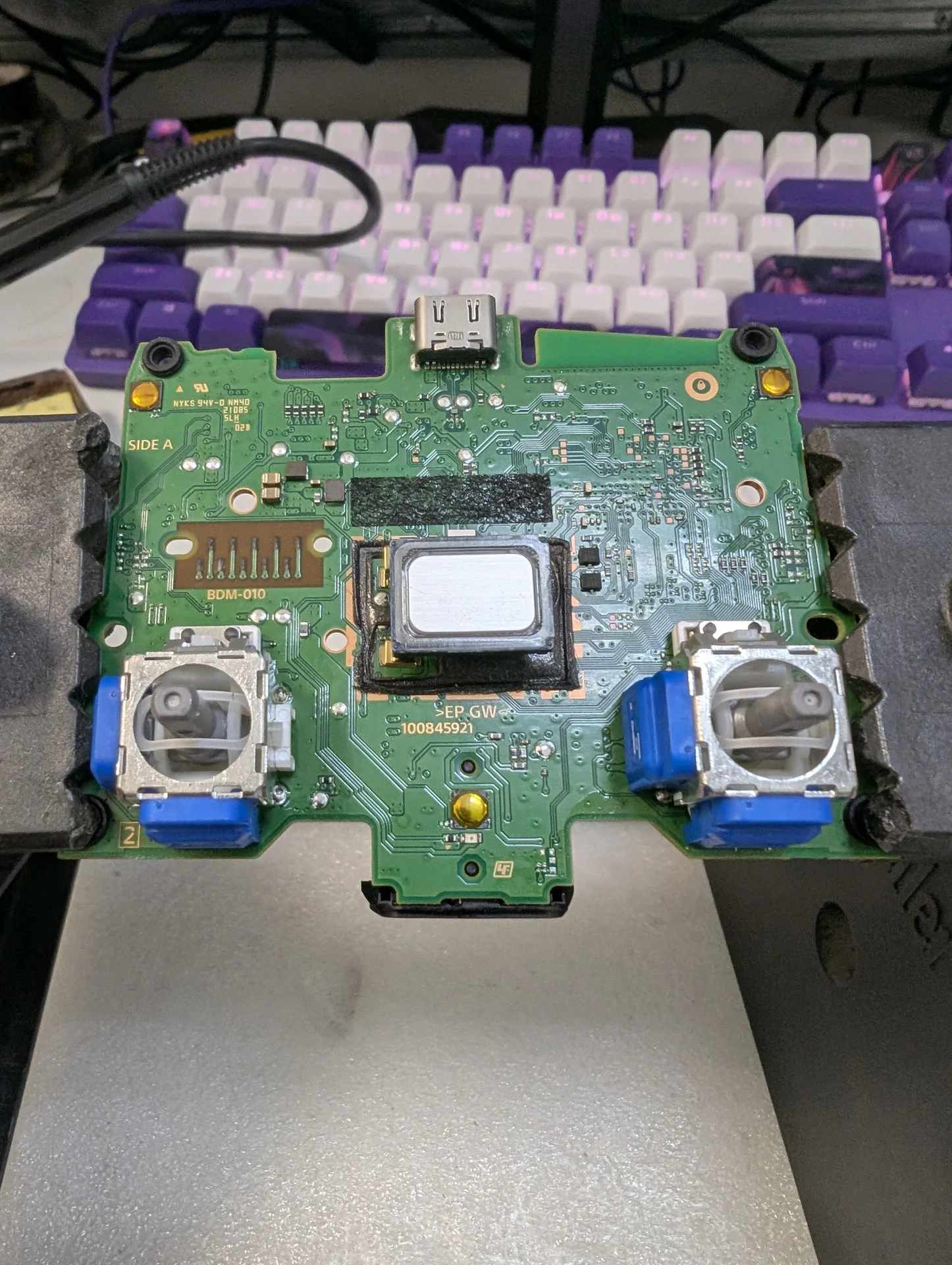 Ремонт геймпадов dualshock, dualsense PS4, PS5 - миниатюра 3