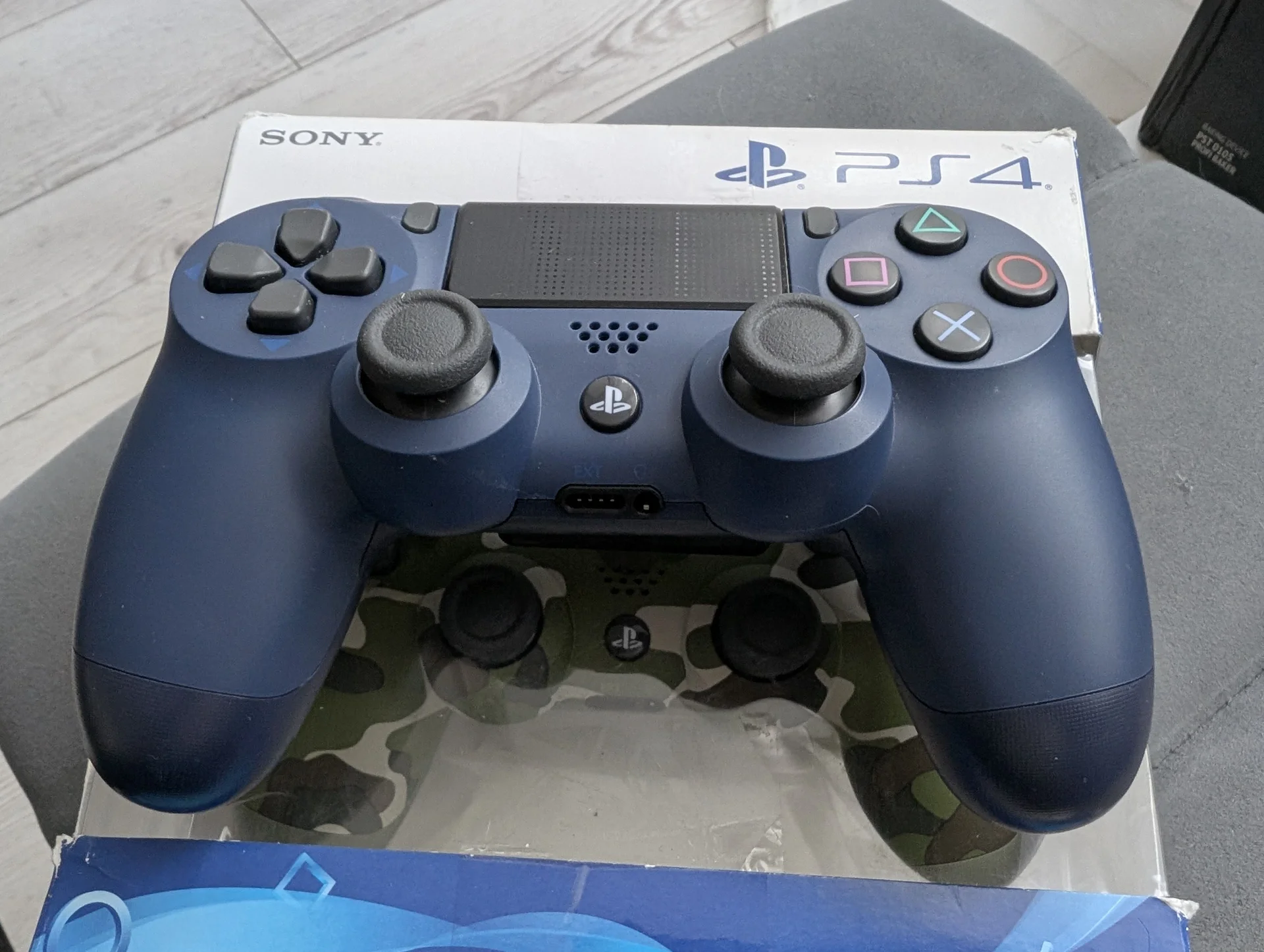 Sony Dualshock v.2 PS4 - миниатюра 4