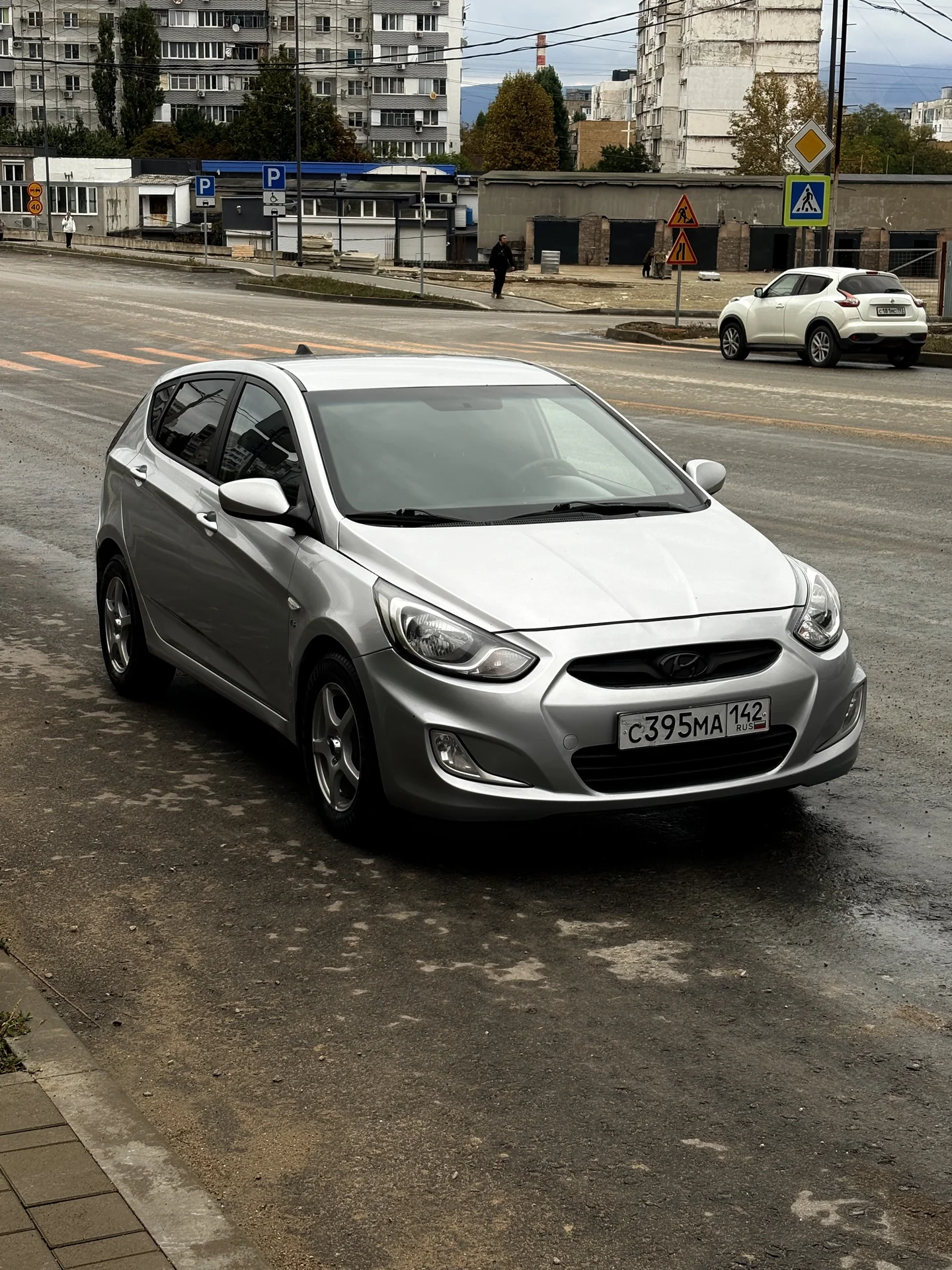 Hyundai Solaris 2014 хетчбек - миниатюра 2