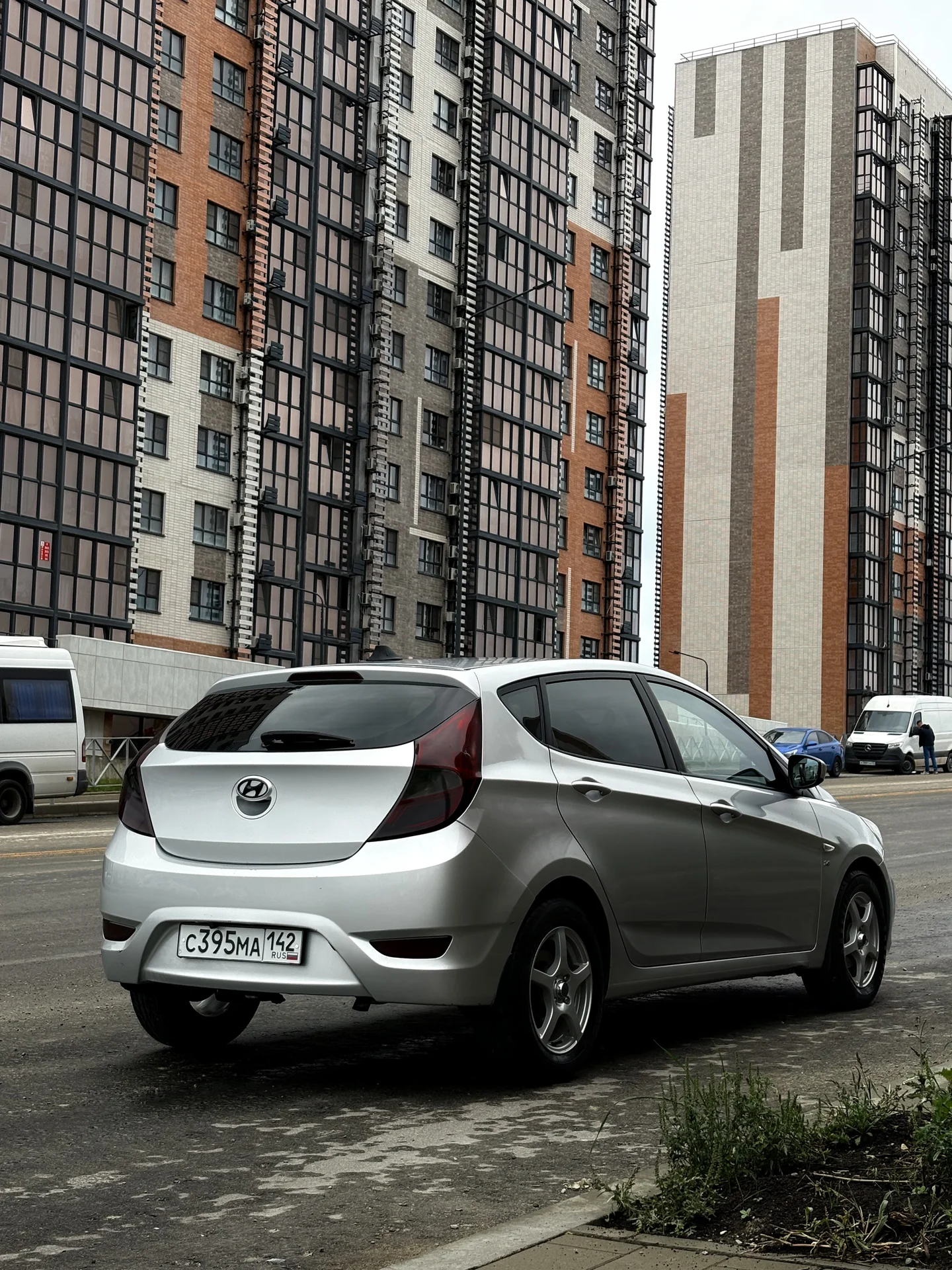 Hyundai Solaris 2014 хетчбек - миниатюра 4