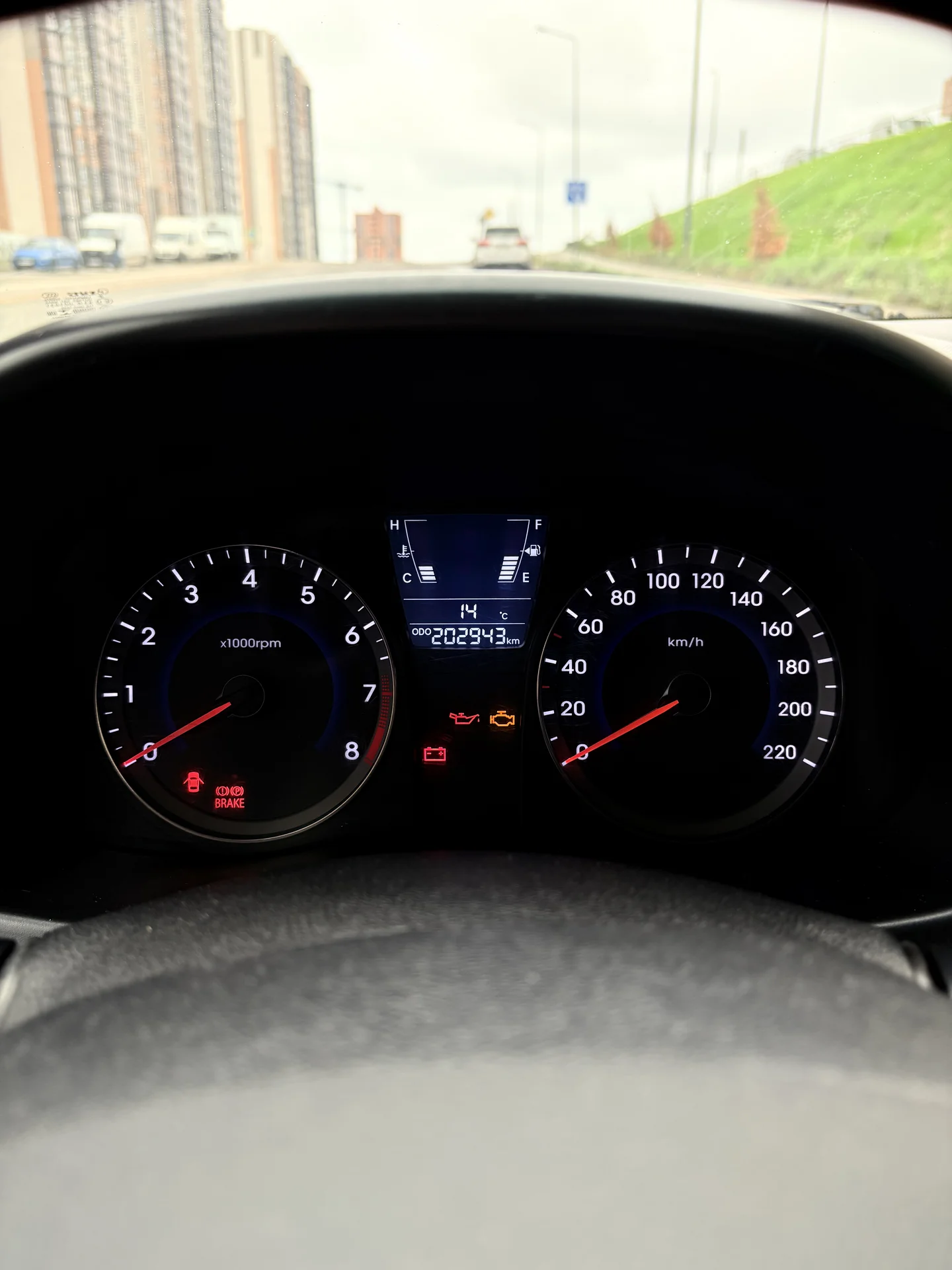 Hyundai Solaris 2014 хетчбек - миниатюра 9