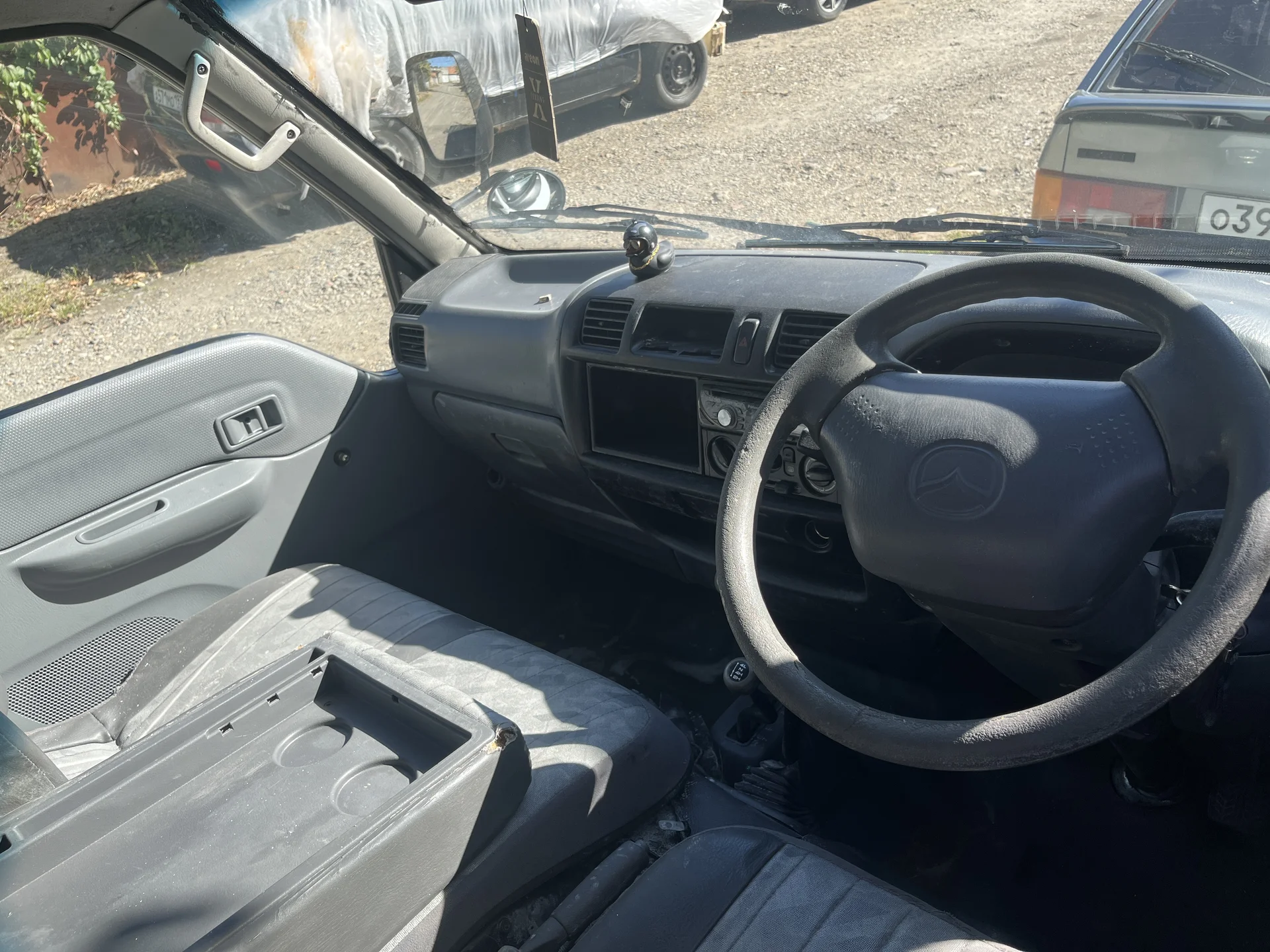 Mazda bongo - миниатюра 6