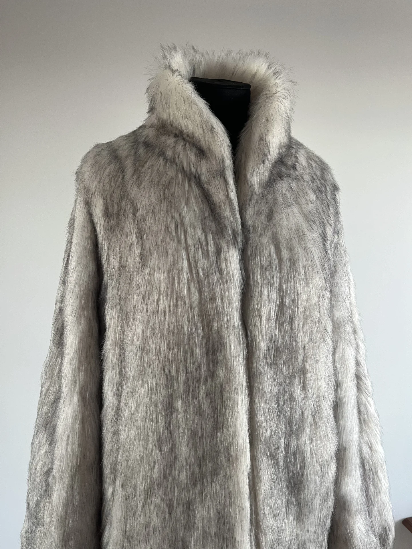 Шуба из экомеха ASOS Design - миниатюра 2