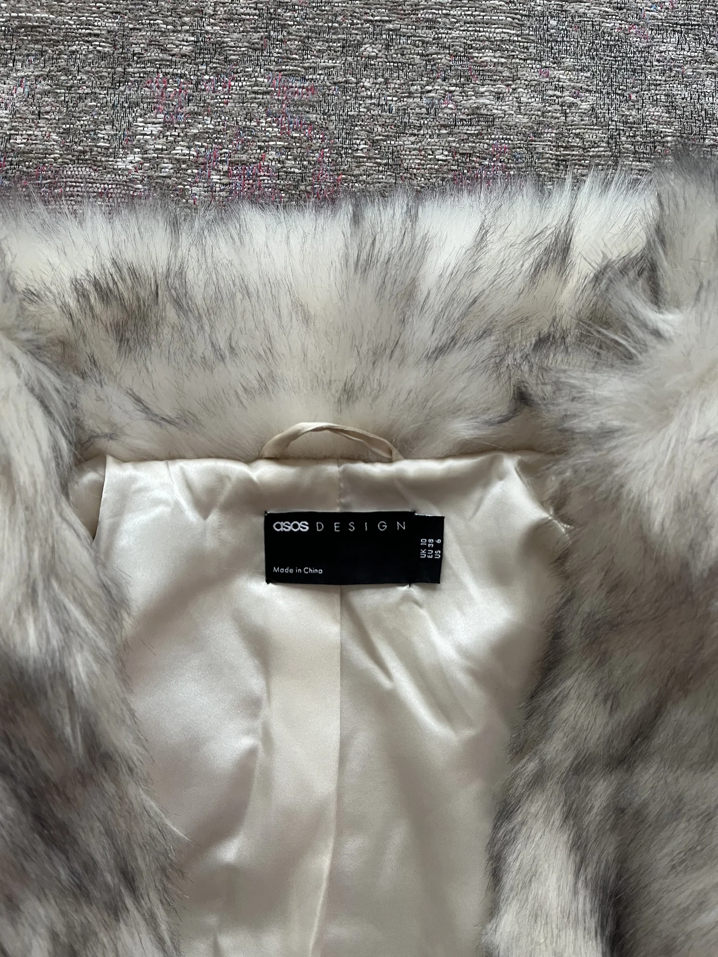 Шуба из экомеха ASOS Design - миниатюра 5