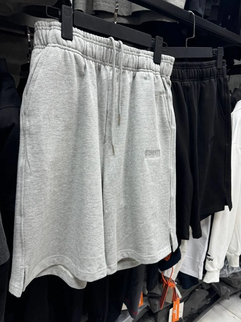 Шорты Vetements - миниатюра 3