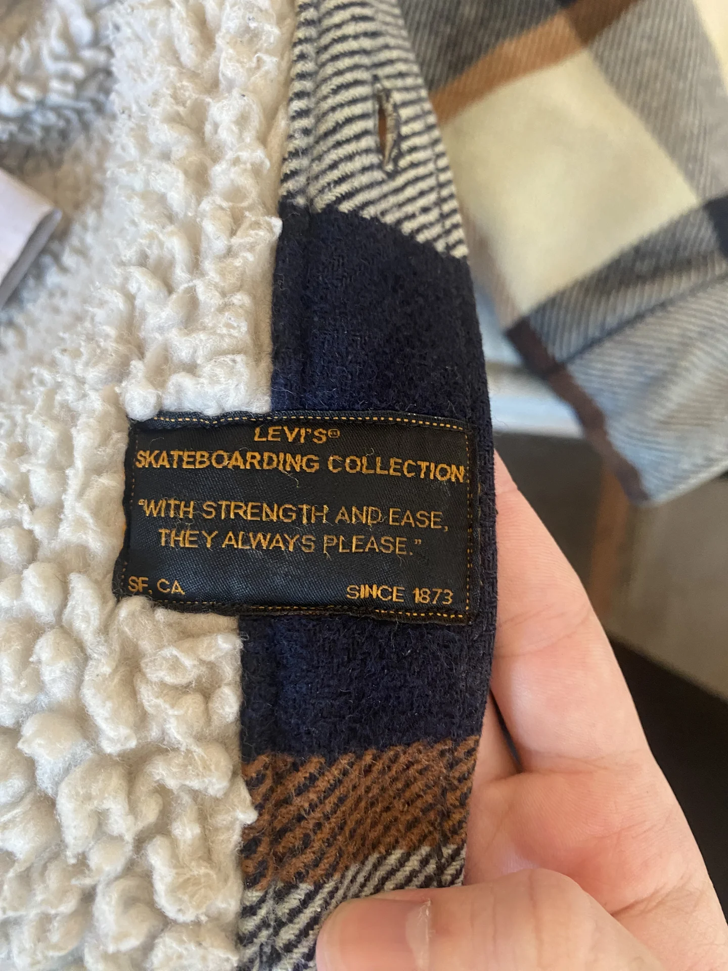 Куртка Levi’s зимняя тёплая / Скейтборд-коллекция - миниатюра 3