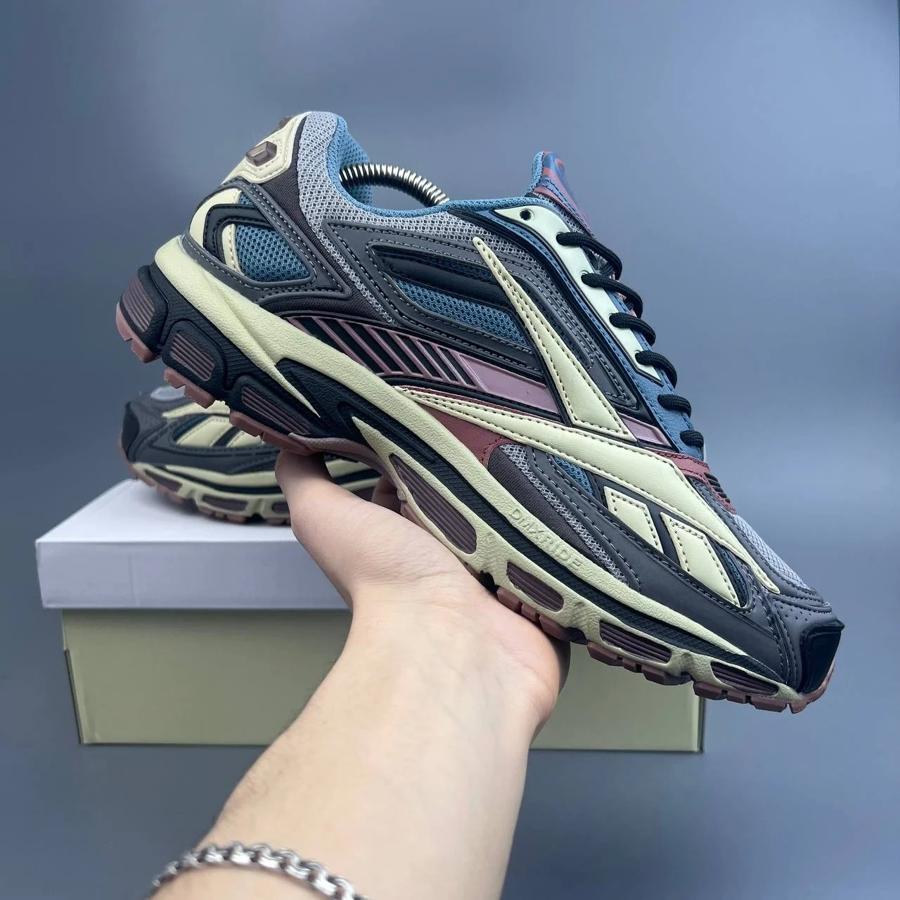 Кроссовки reebok - изображение 1