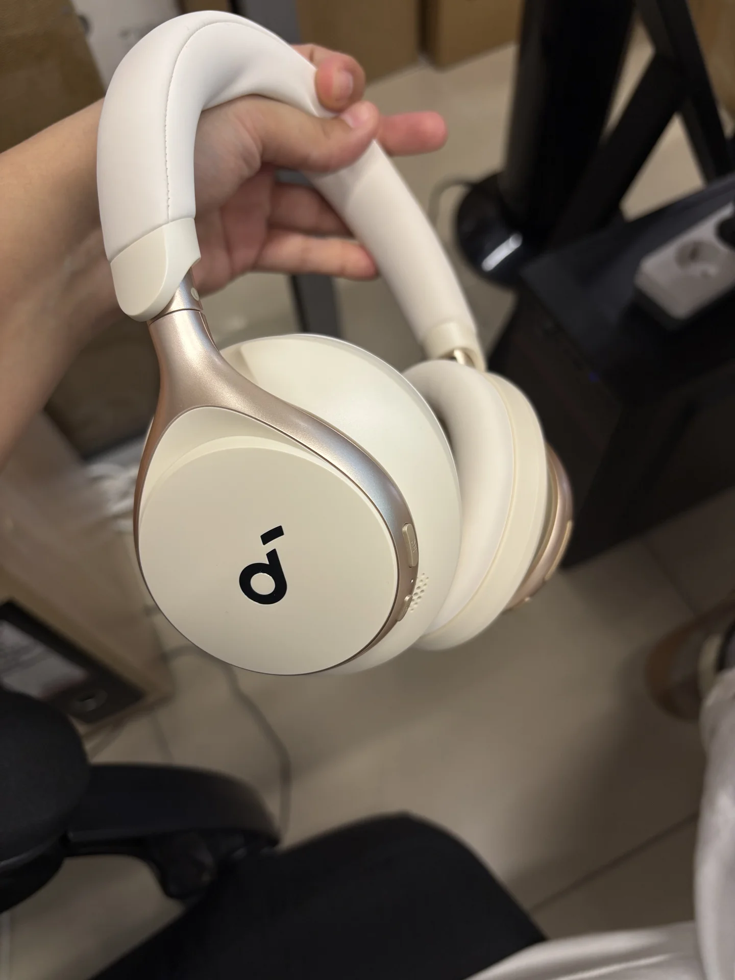 Наушники sound core space one беспроводные