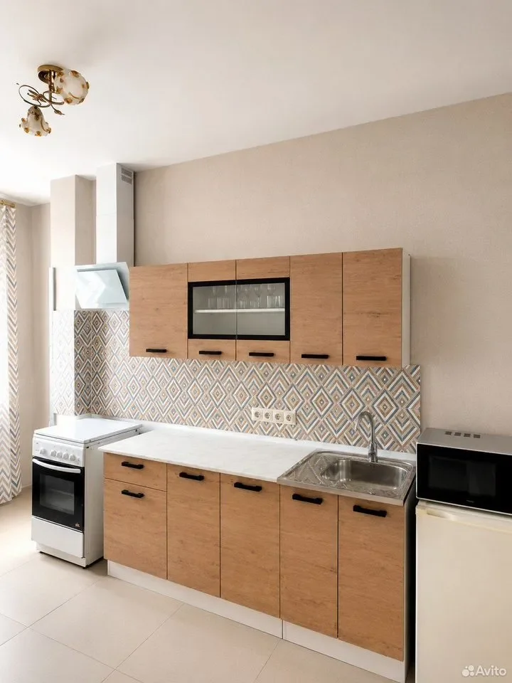 3-к. квартира, 72 м², 2/4 эт. - миниатюра 2