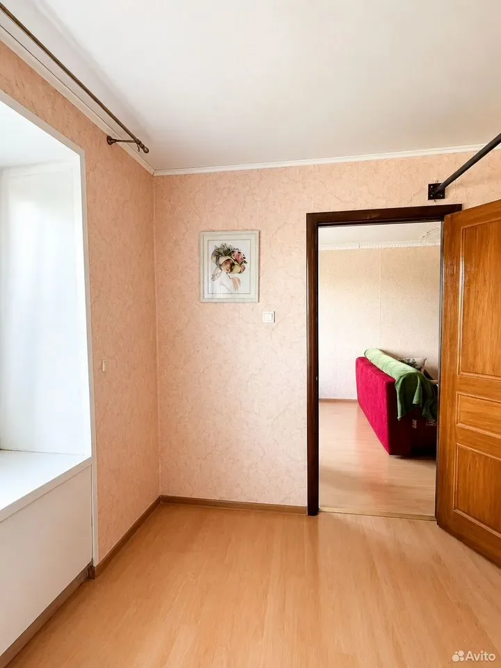 4-к. квартира, 63 м², 5/5 эт. - миниатюра 2