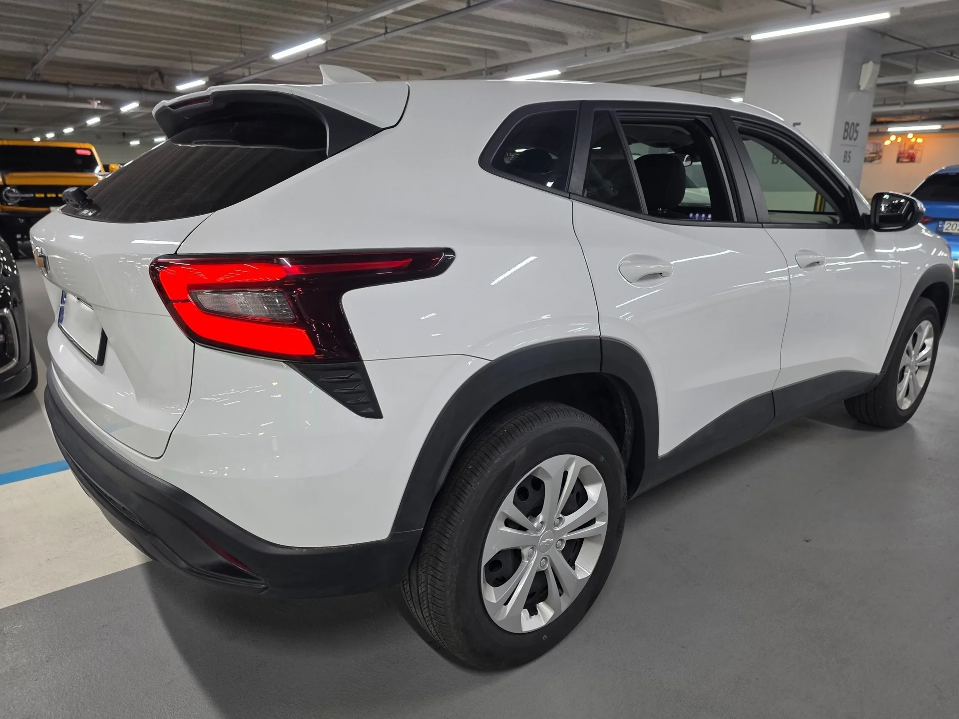 Chevrolet Trax 1.2 AT, 2024 года - миниатюра 2