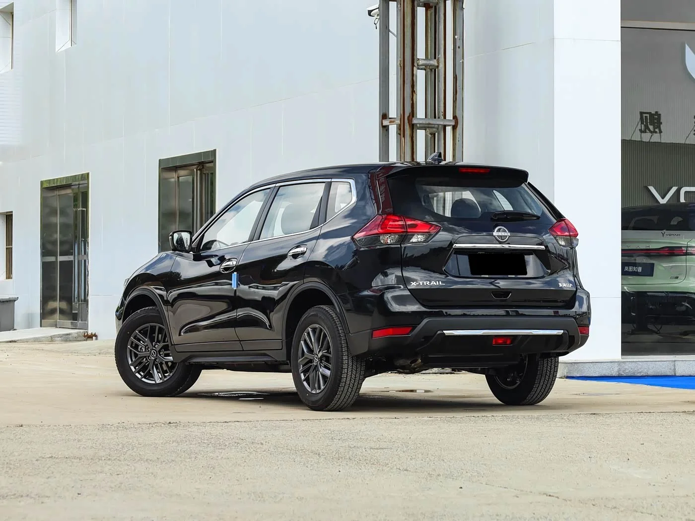 Nissan X-Trail 2026 - миниатюра 3