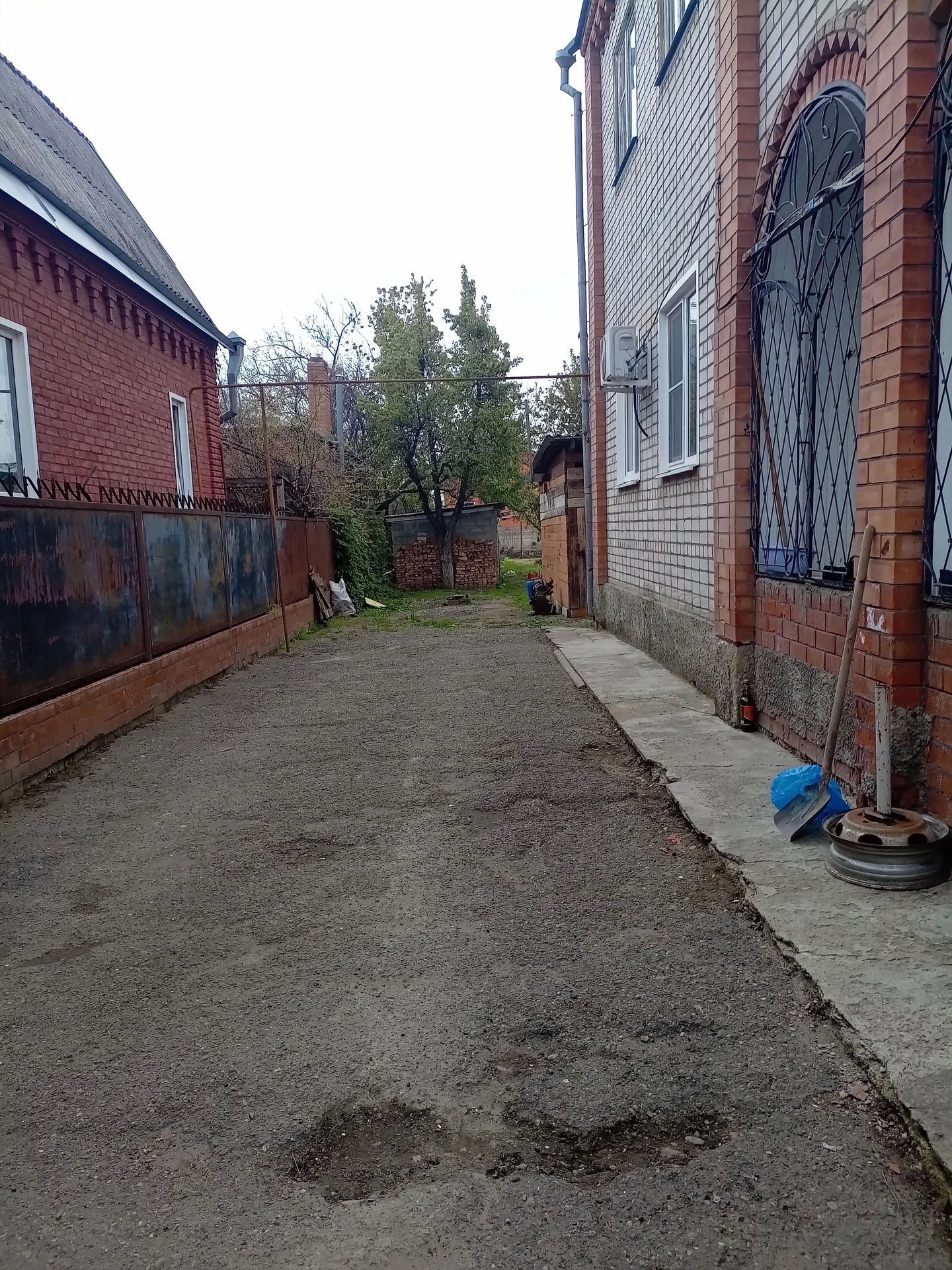 Дом 237 кв. м - изображение 1