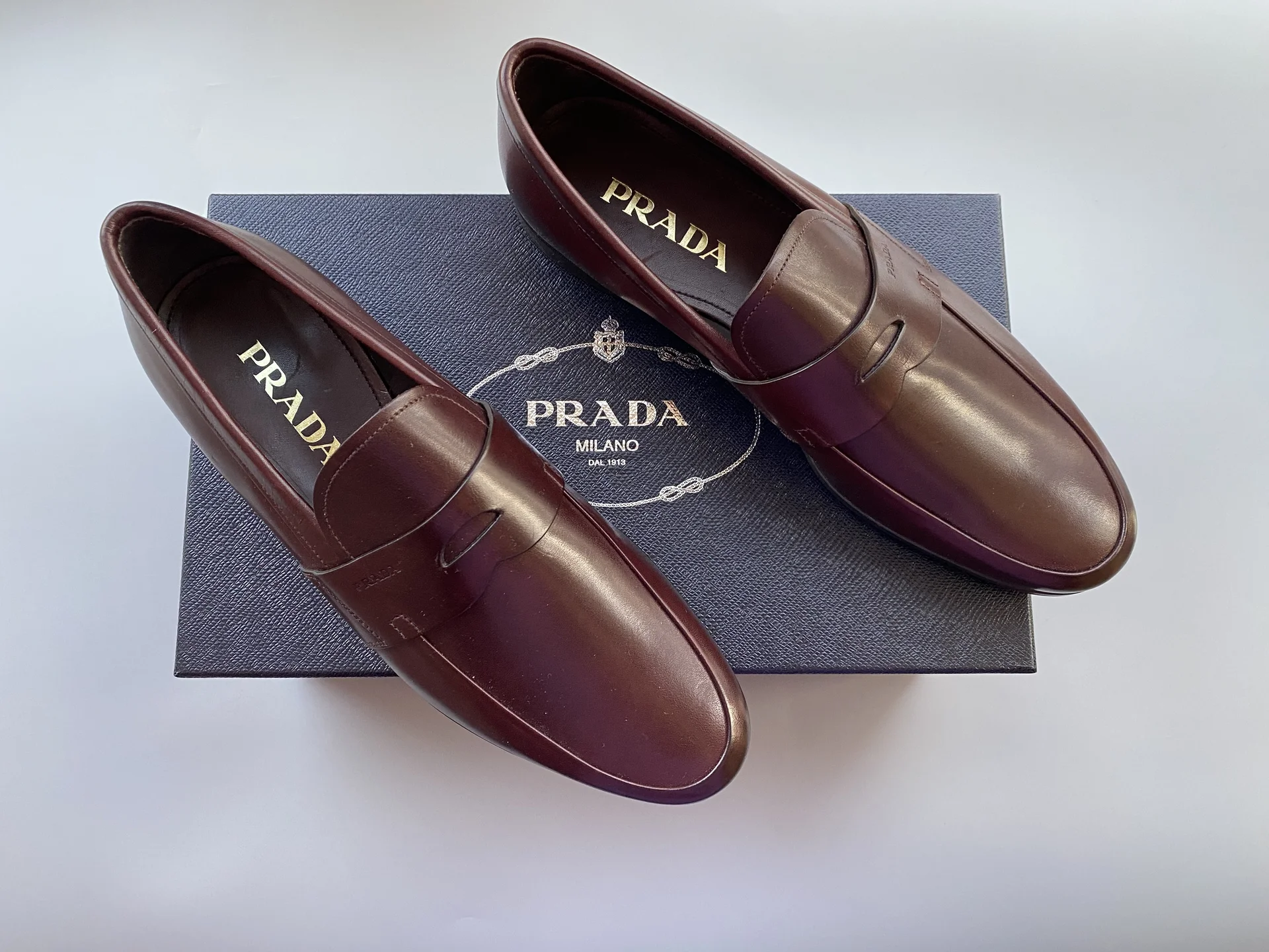 Лоферы PRADA 43 размер новые оригинал - изображение 1