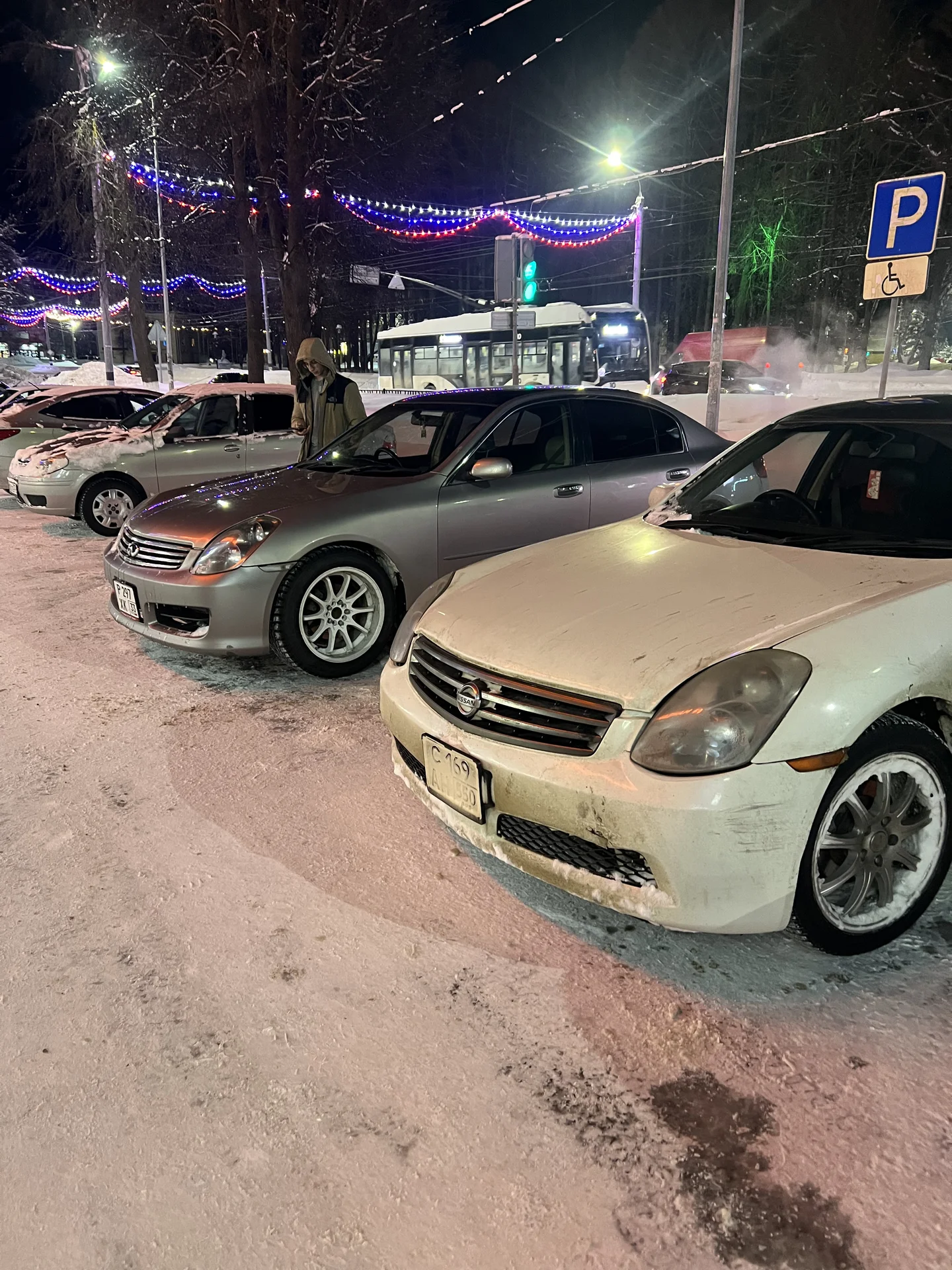 Nissan skyline v35 - миниатюра 8