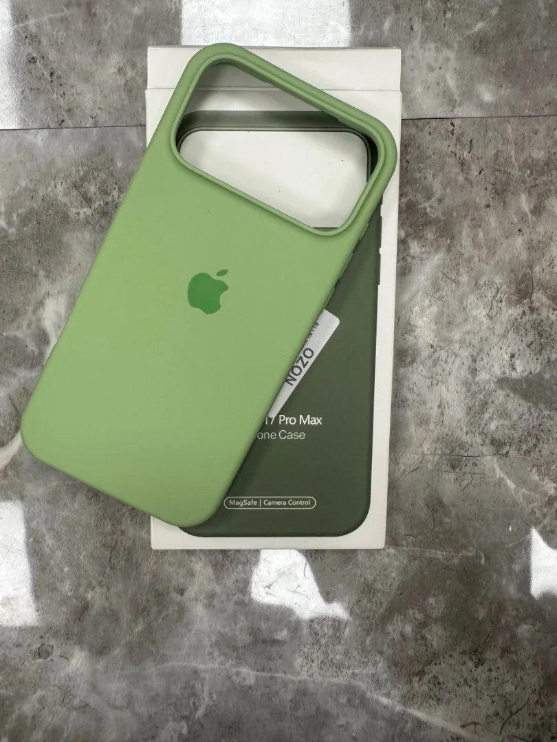 Чехол для iPhone с характером - миниатюра 2