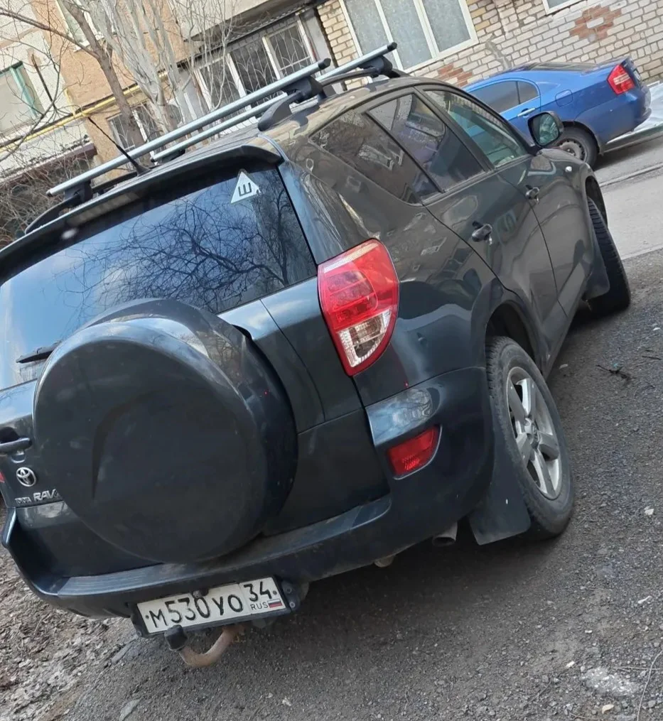 Toyota RAV4 - миниатюра 3
