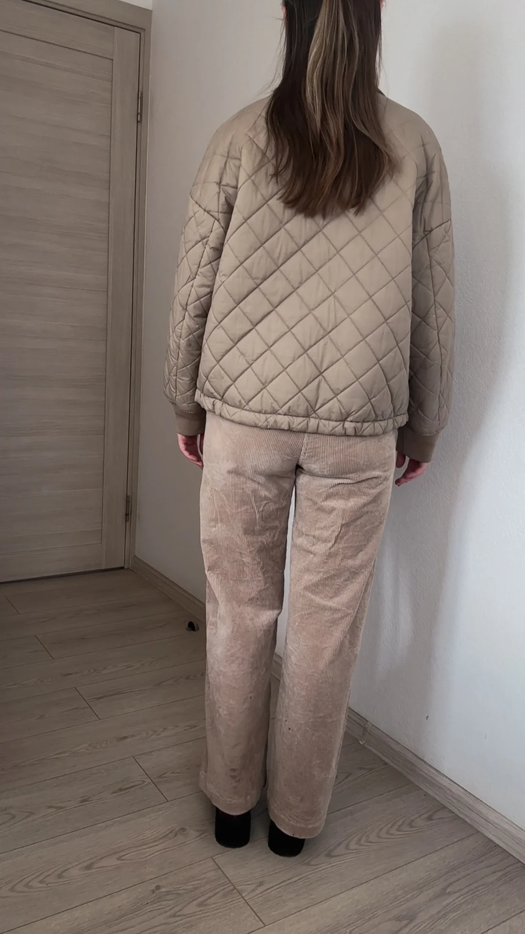 Куртка Uniqlo, стеганая, бежевая - миниатюра 3