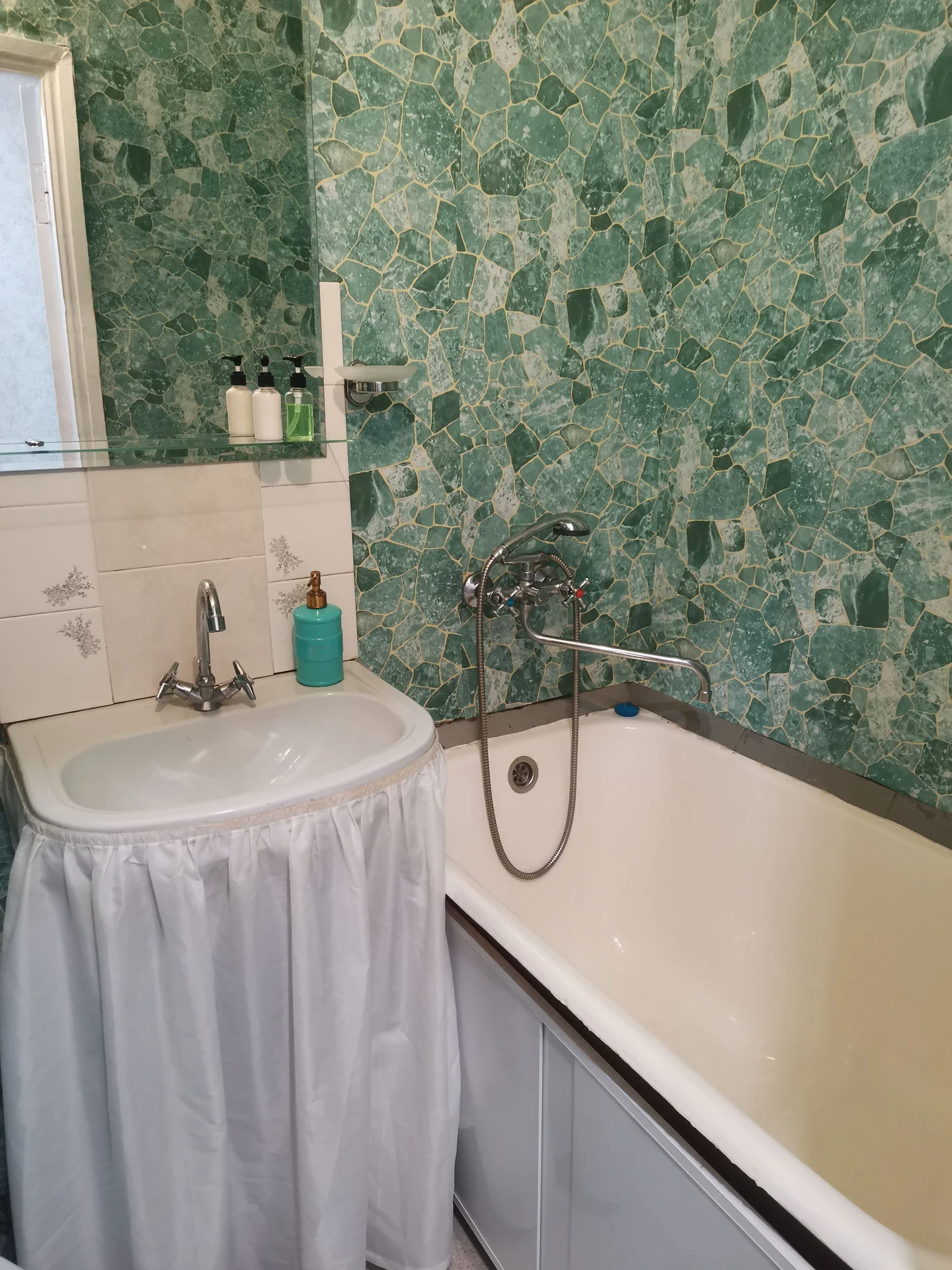 1-к. квартира 30м 2 кровати - миниатюра 9