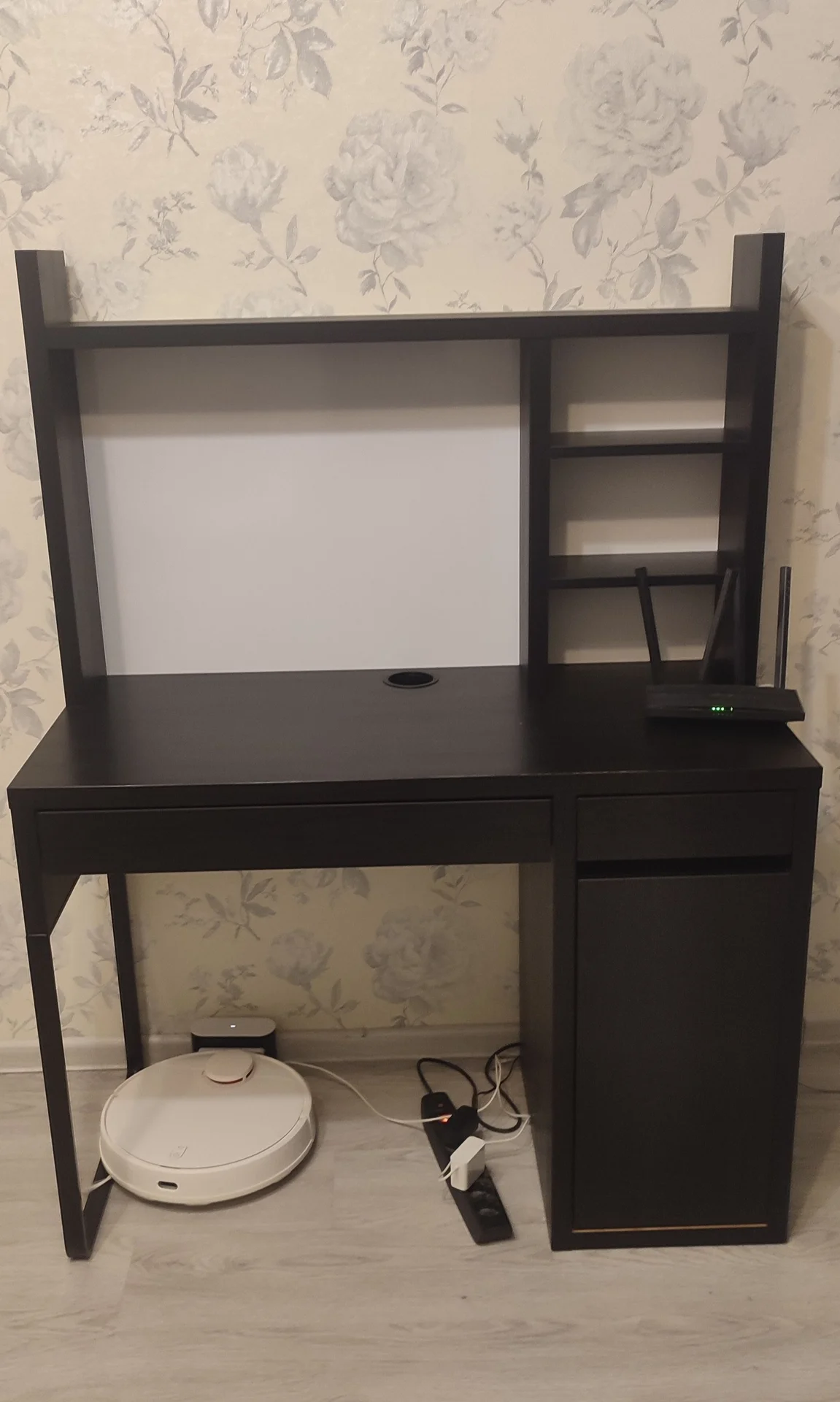 Стол IKEA б/у - изображение 1