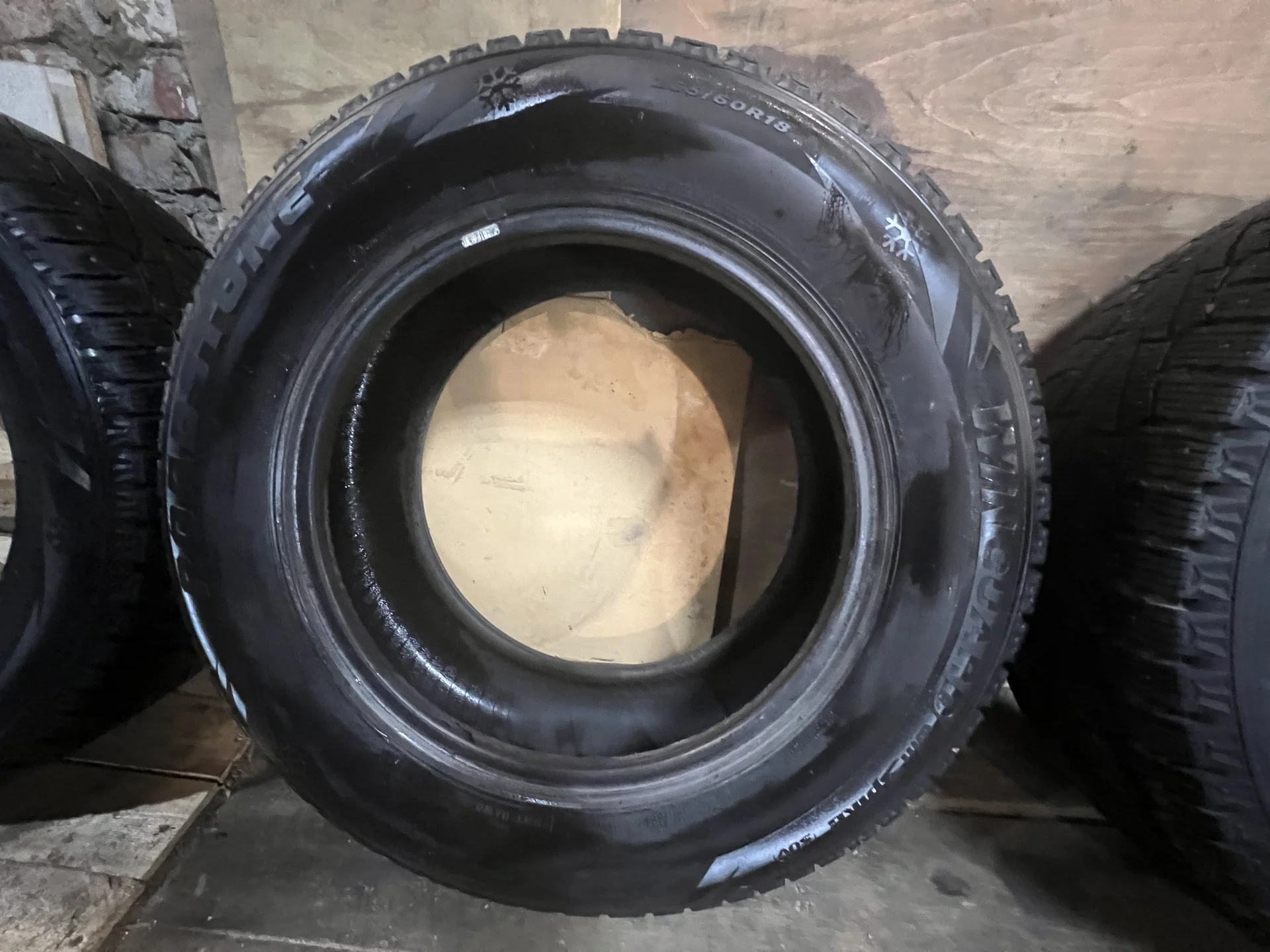 Резина зимняя шипованная 265/65 R18 - миниатюра 3