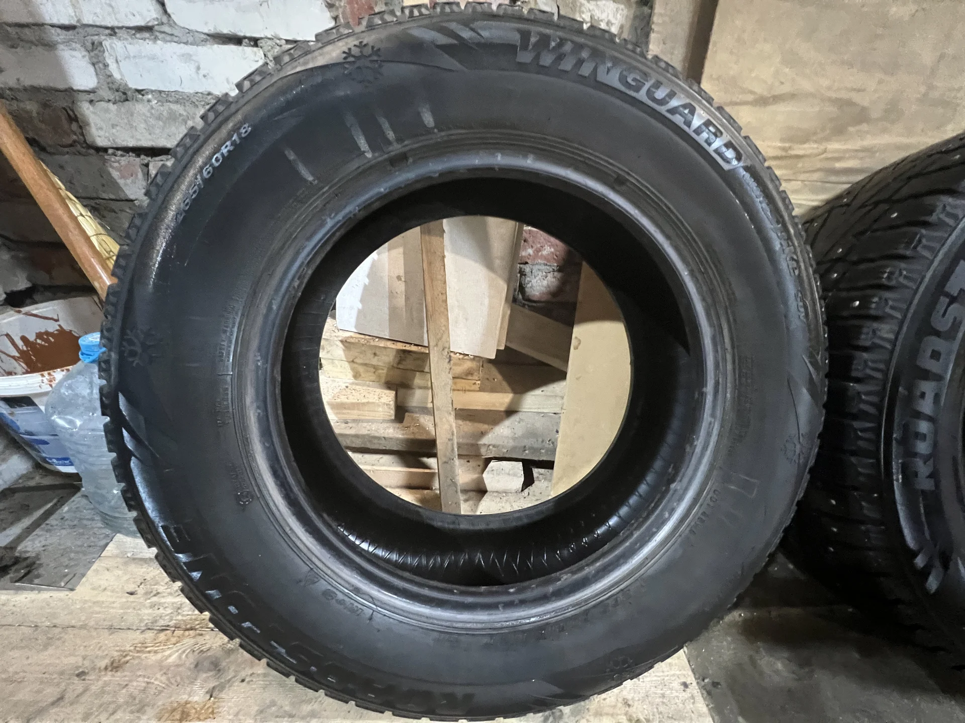 Резина зимняя шипованная 265/65 R18 - миниатюра 9