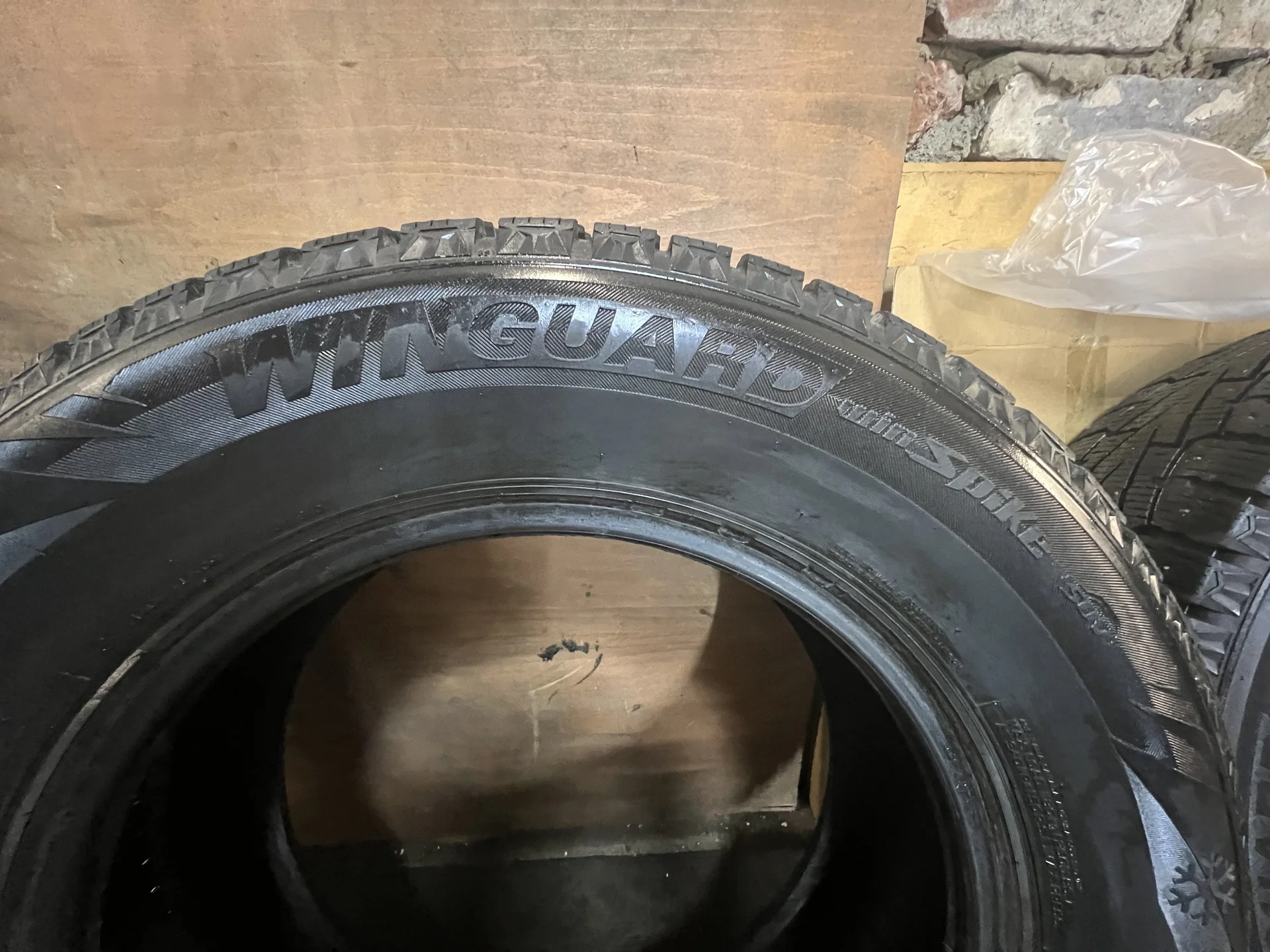 Резина зимняя шипованная 265/65 R18 - миниатюра 10