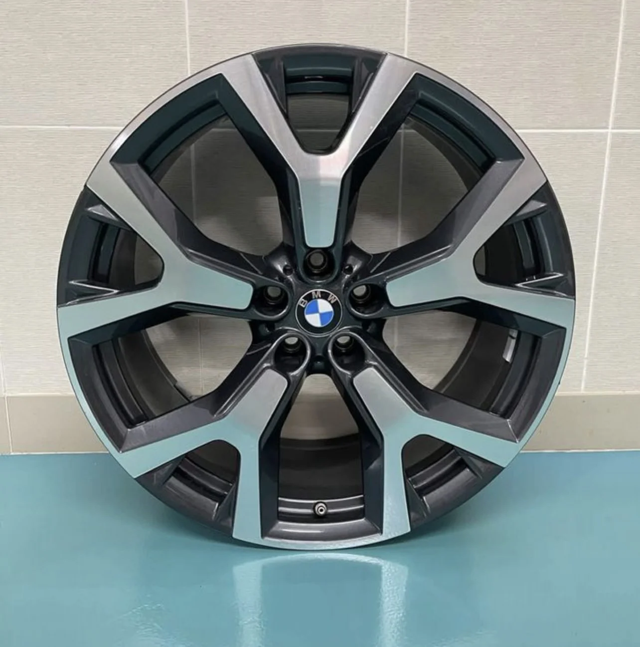 Оригинальные легко сплавные колёсные диски BMW Sty