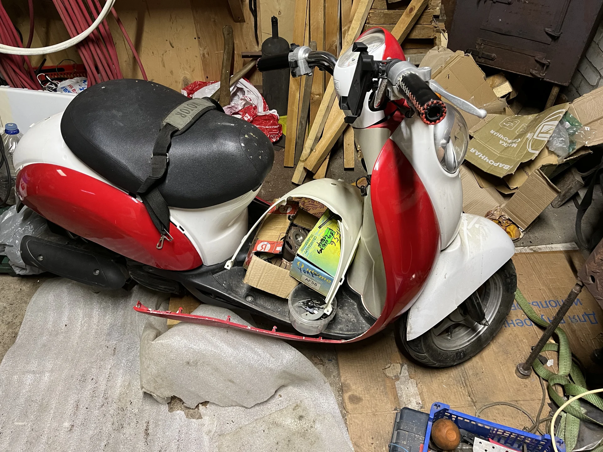 Honda Crea Scoopy AF55 (Под восстановление / в раз - миниатюра 5