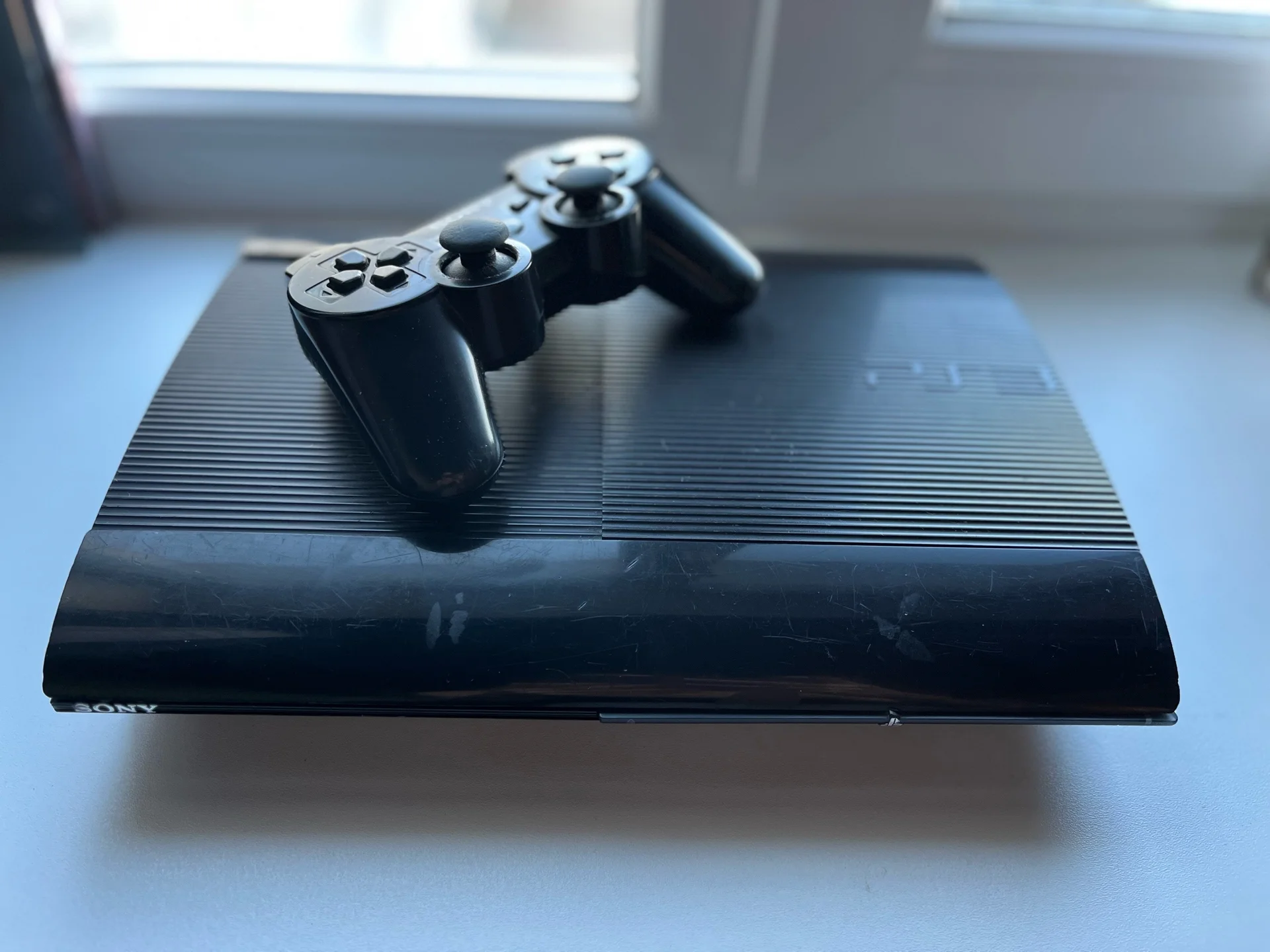 Sony playstation 3 super slim 320гб прошитая - миниатюра 2