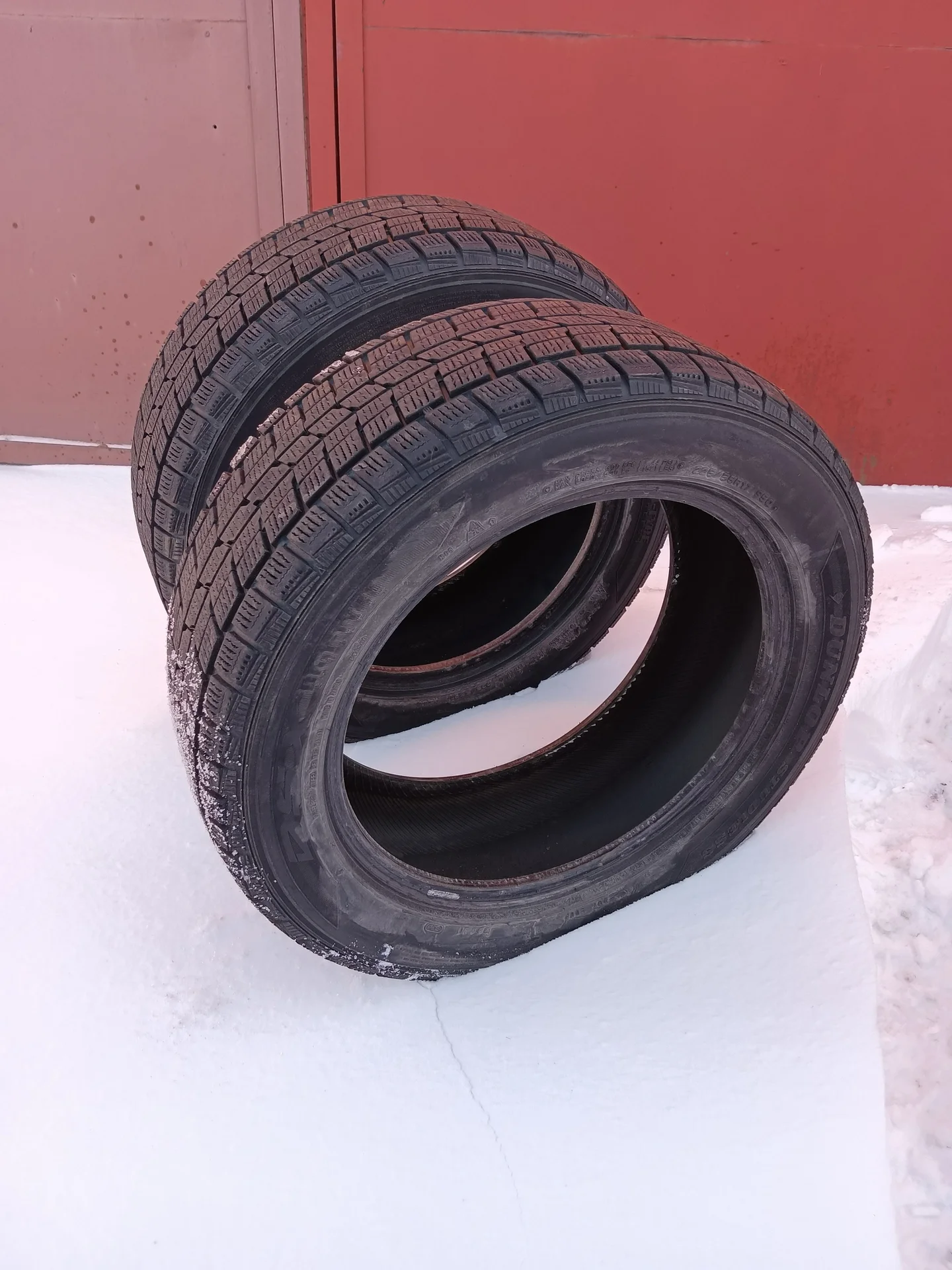 Шины Dunlop 225/55 R17 95Q Япония 2шт - изображение 1