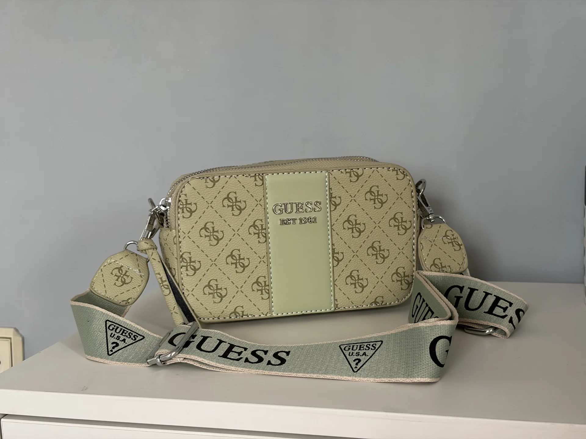 Сумка Guess - миниатюра 5