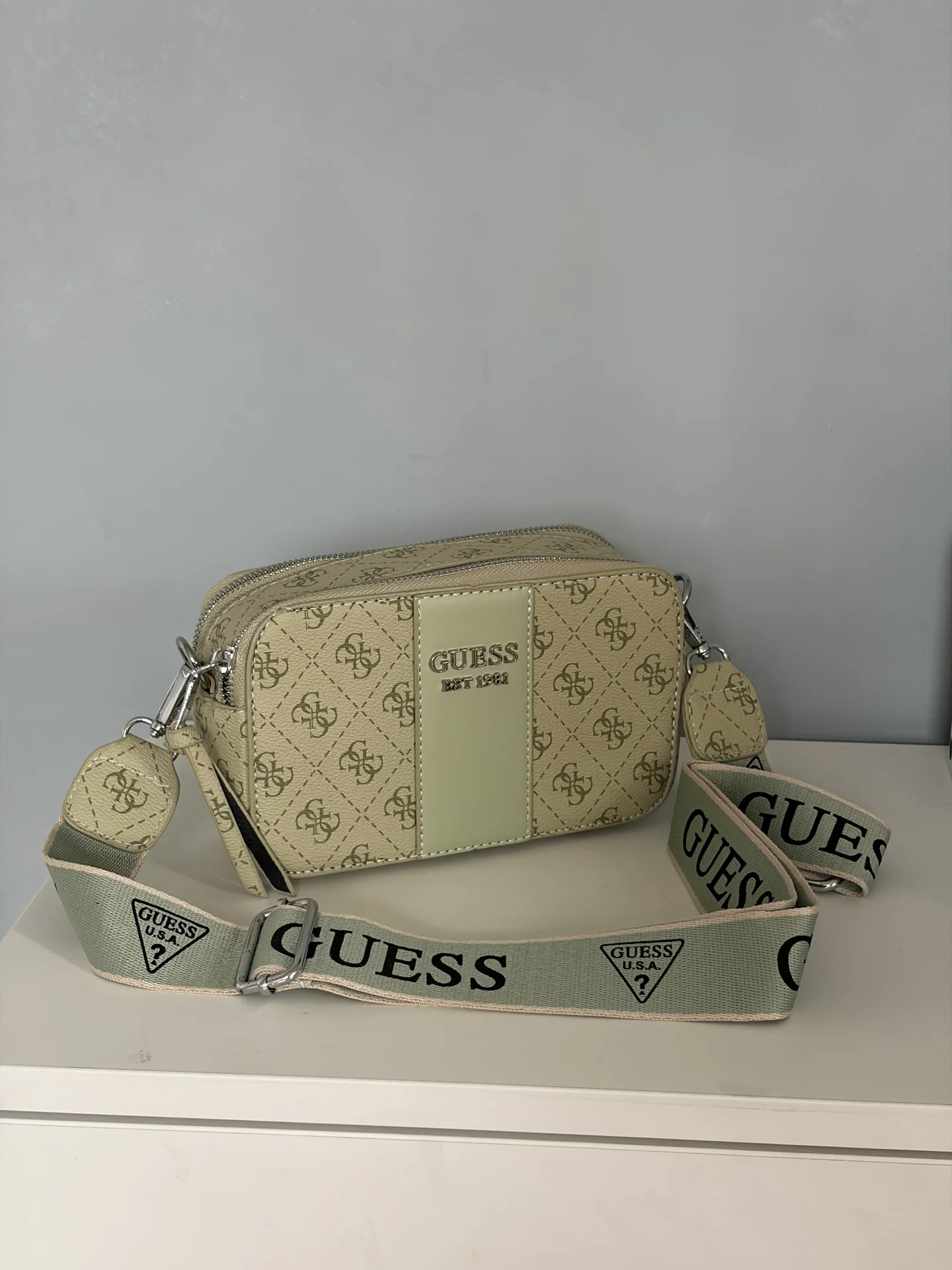Сумка Guess - миниатюра 6