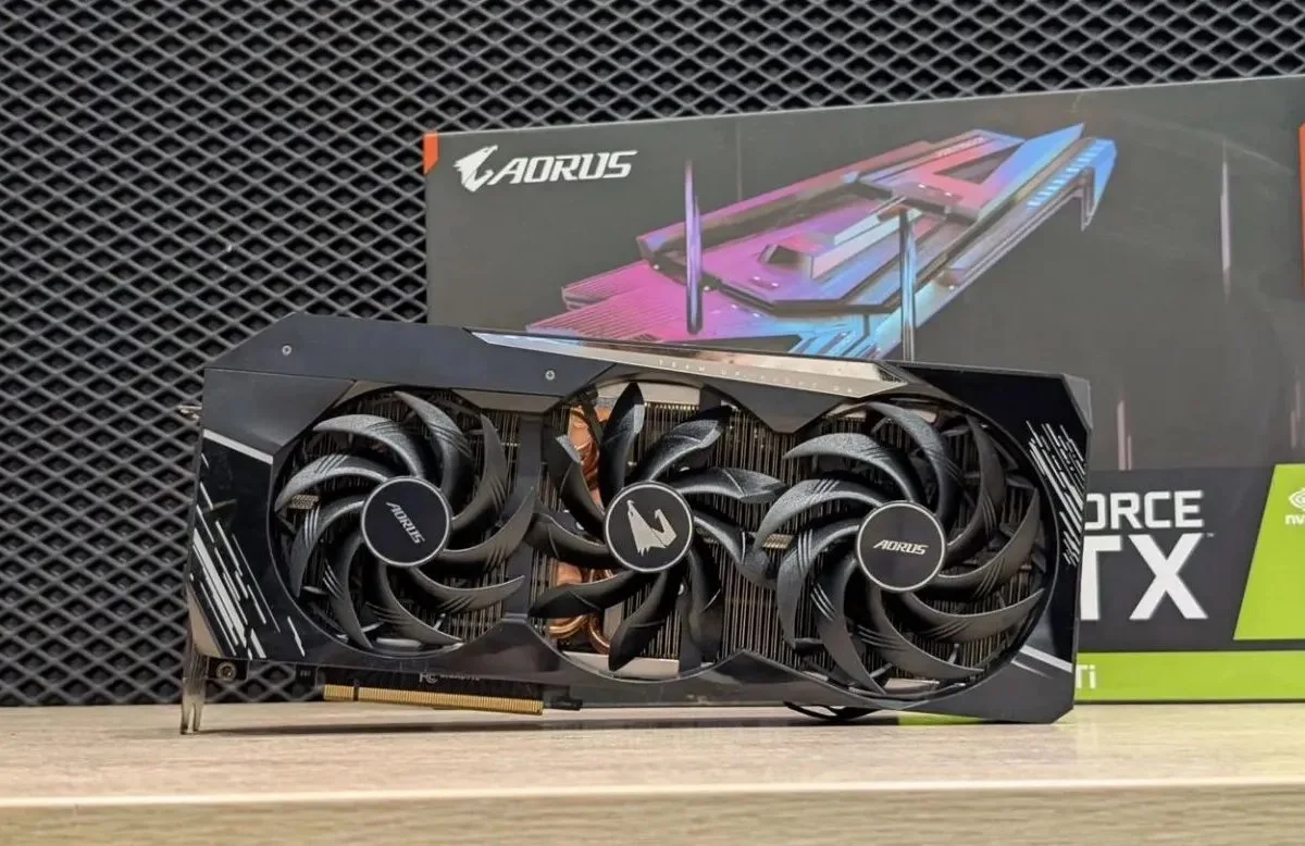 Aorus Rtx 3080 Lhr 12 gb