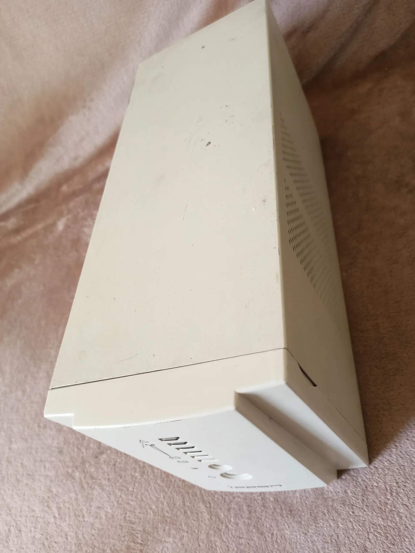 ИБП ippon smart power pro 1000 - миниатюра 2