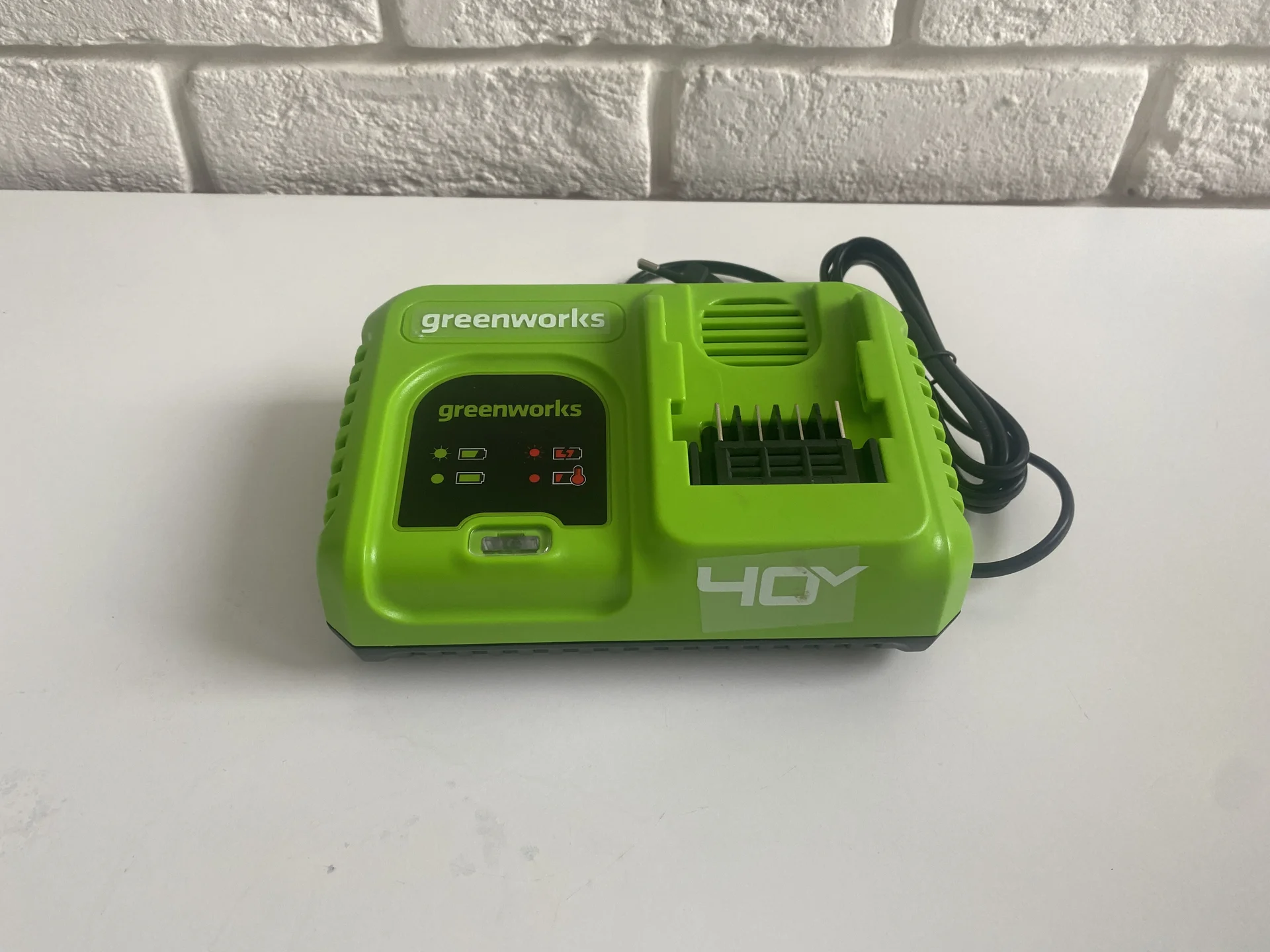 Зарядные устройства Greenworks 40В - изображение 1