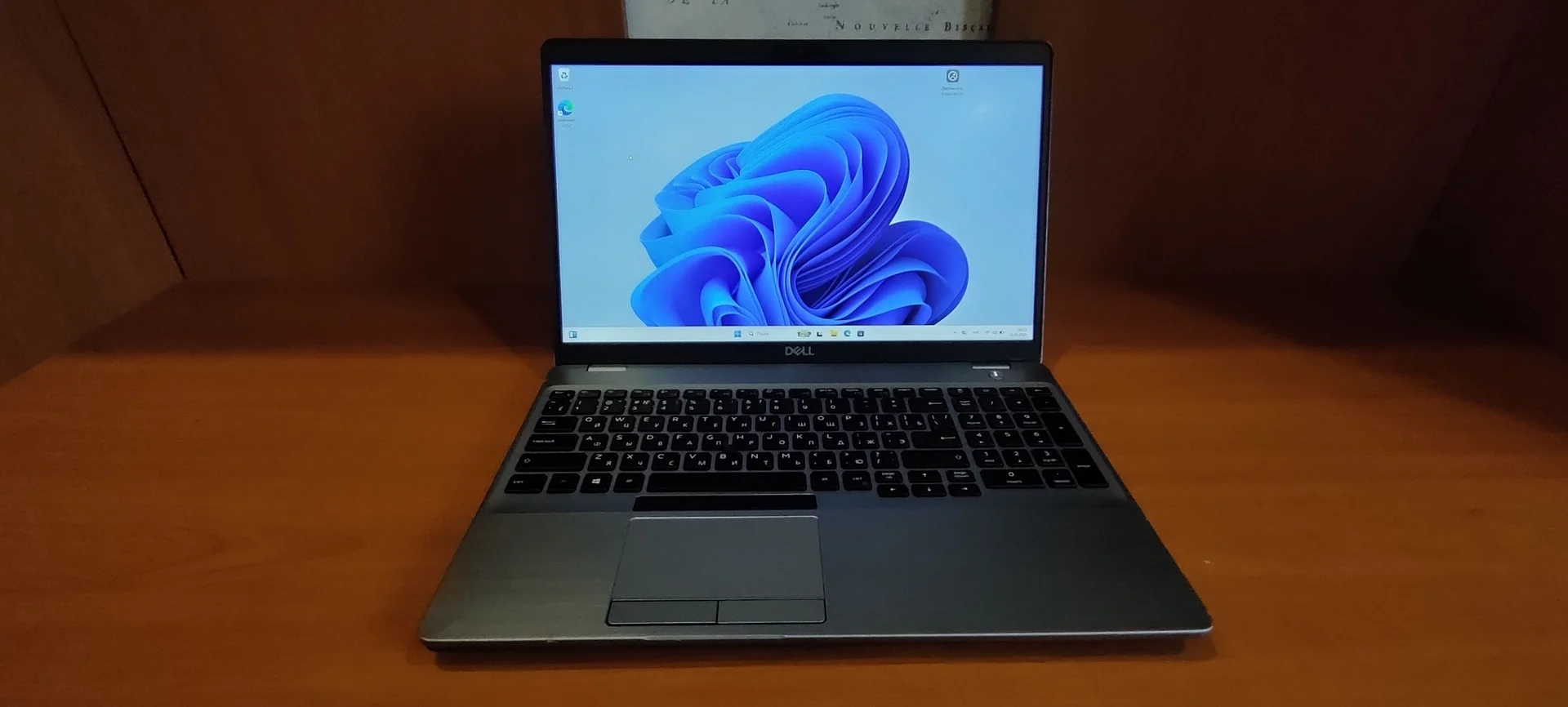 Ноутбук Dell Latitude 5501 - изображение 1