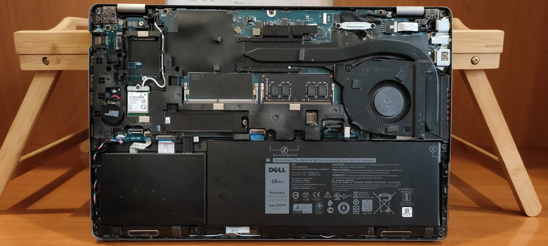 Ноутбук Dell Latitude 5501 - миниатюра 8